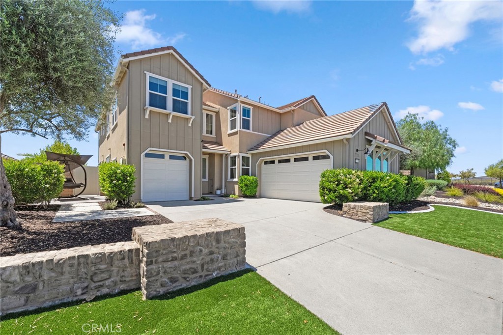 Temecula, California, 92591, United States, 4 Bedrooms Bedrooms, ,5 BathroomsBathrooms,Residential,For Sale,2049287