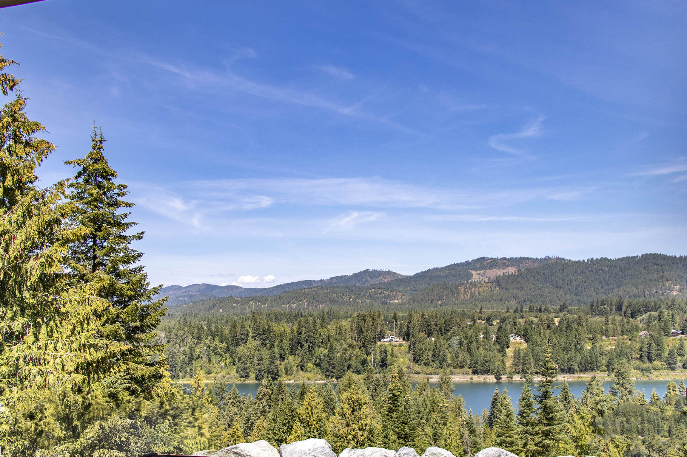 Priest River, Idaho, 83856, United States, 4 Bedrooms Bedrooms, ,5 BathroomsBathrooms,Residential,For Sale,1921614