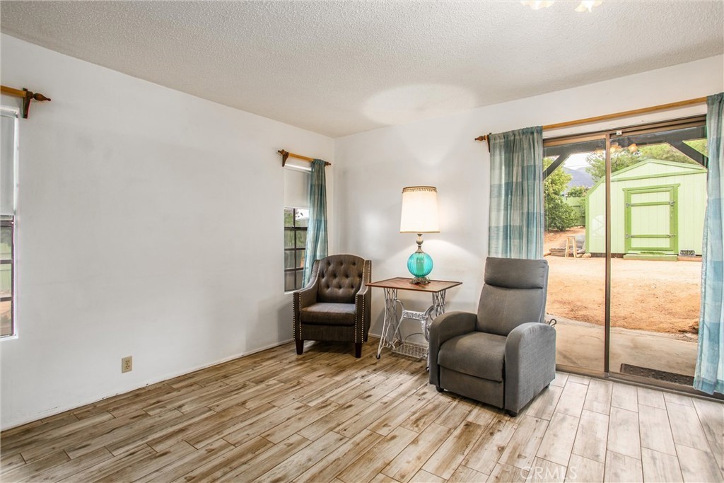 Lake Elsinore, California, 92530, United States, 3 Bedrooms Bedrooms, ,1 BathroomBathrooms,Residential,For Sale,1943552