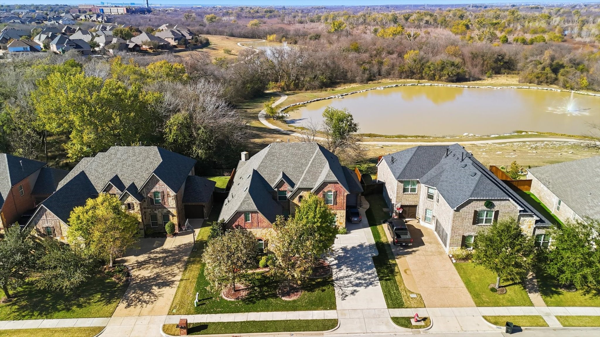Trophy Club, Texas, 76262, United States, 4 Bedrooms Bedrooms, ,4 BathroomsBathrooms,Residential,For Sale,2002988