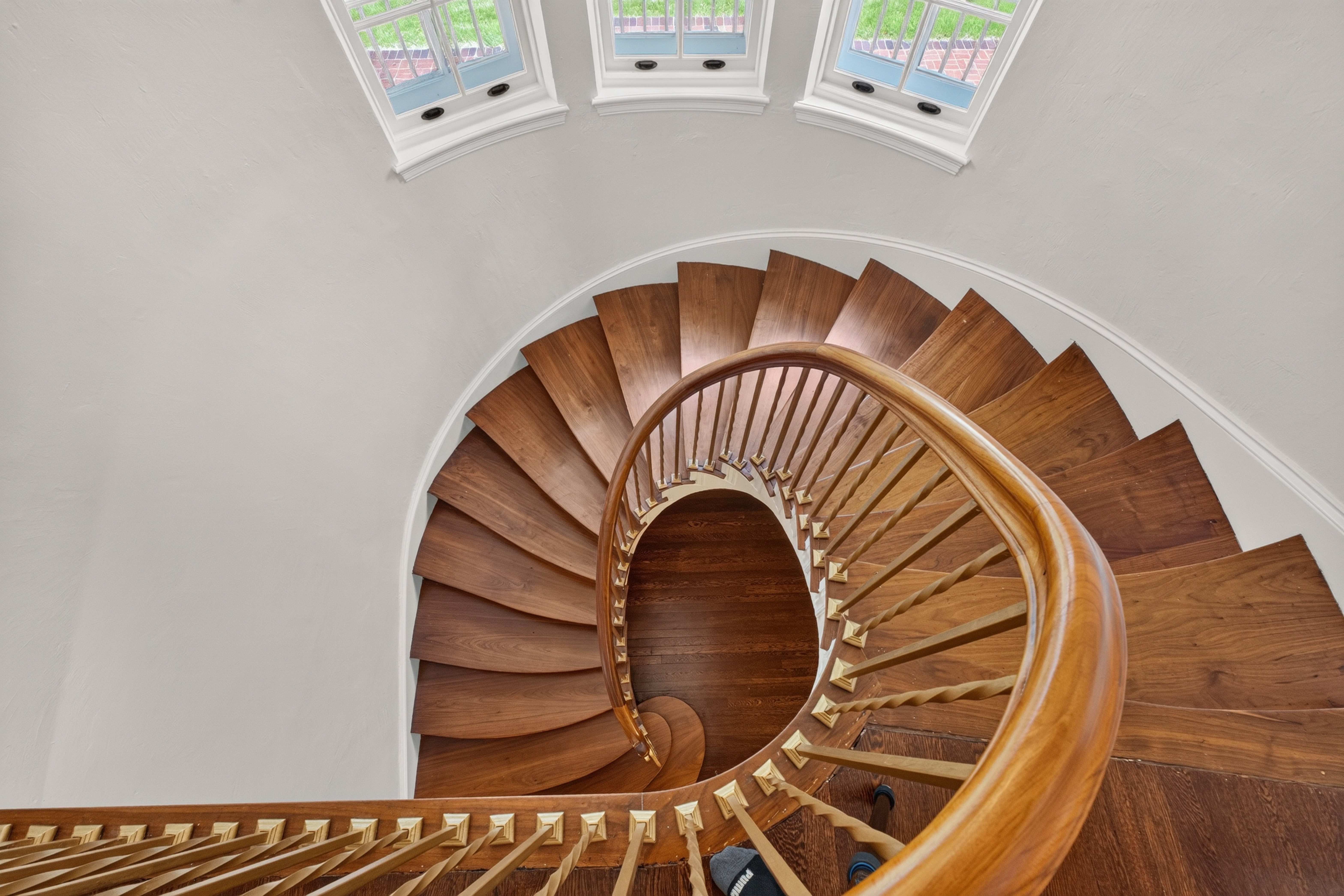  Stunning Spanish Revival Estate in Ladue - 物件實景