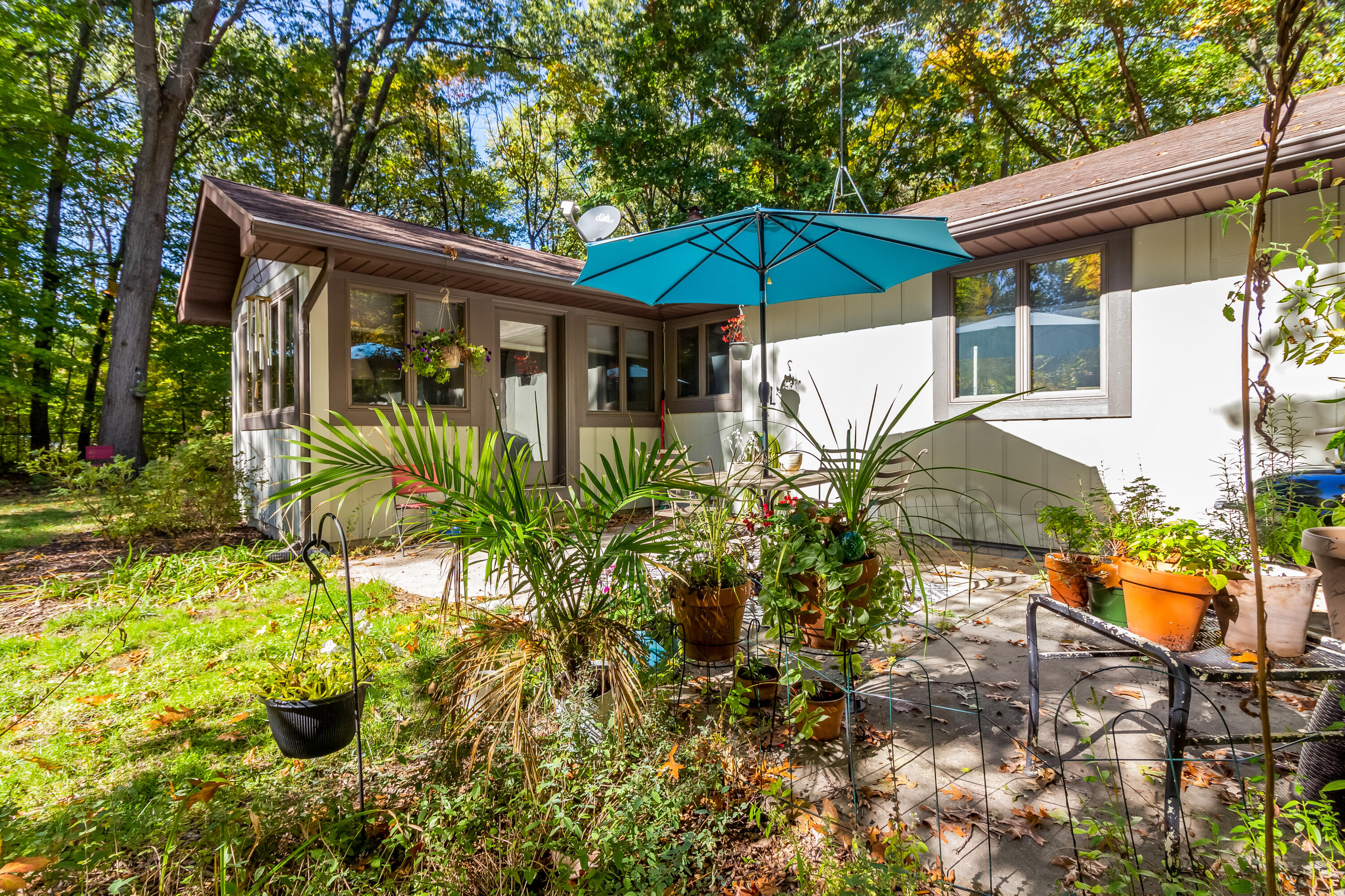 Fennville, Michigan, 49408, United States, 3 Bedrooms Bedrooms, ,3 BathroomsBathrooms,Residential,For Sale,1974475