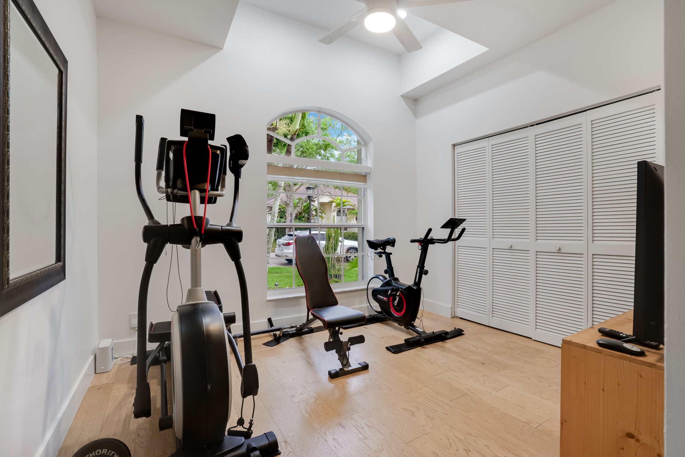  3085 Lakewood Cir, Weston, FL, 33332 - 物件實景