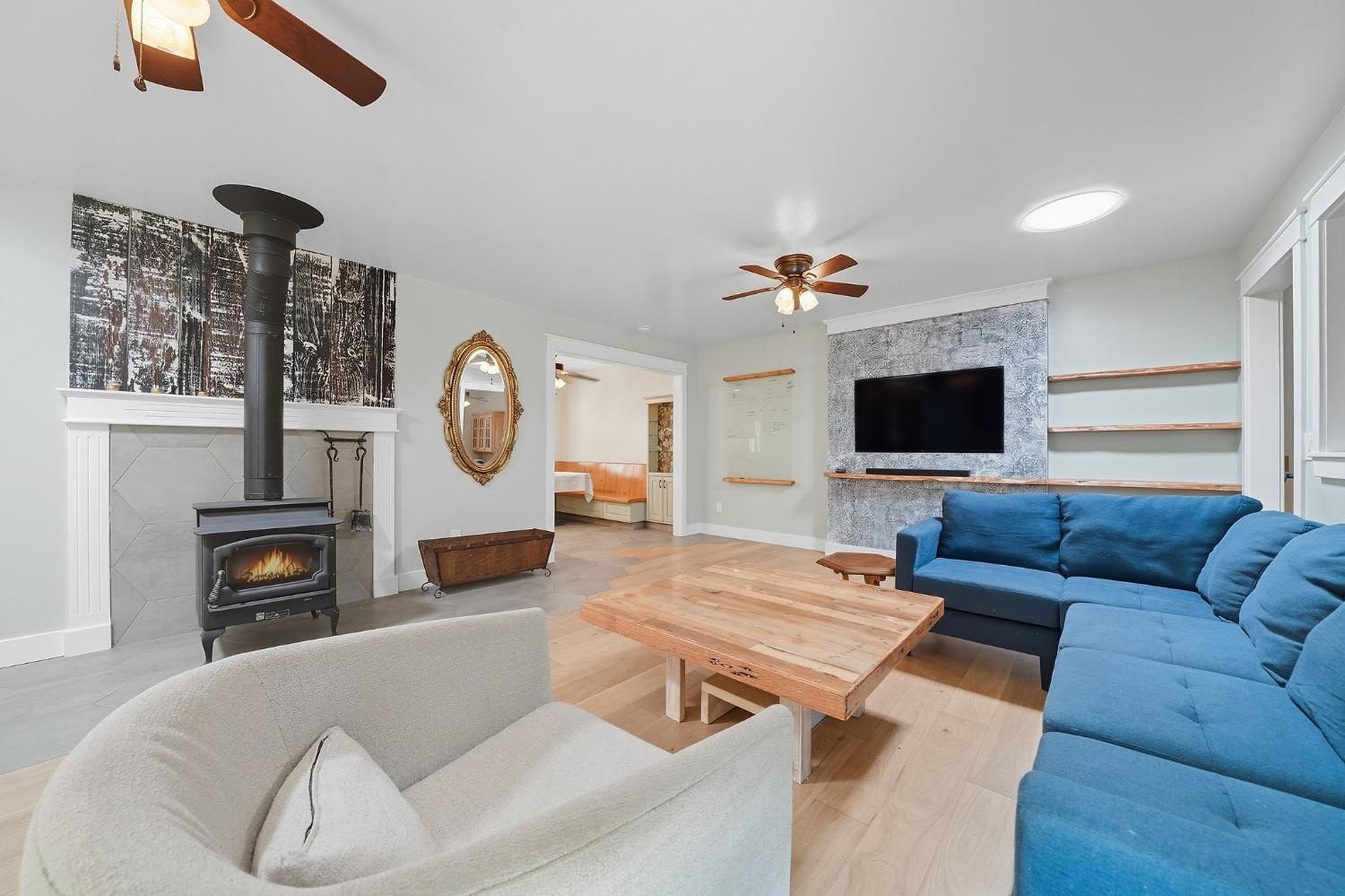 San Andreas, California, 95249, United States, 2 Bedrooms Bedrooms, ,2 BathroomsBathrooms,Residential,For Sale,1980033