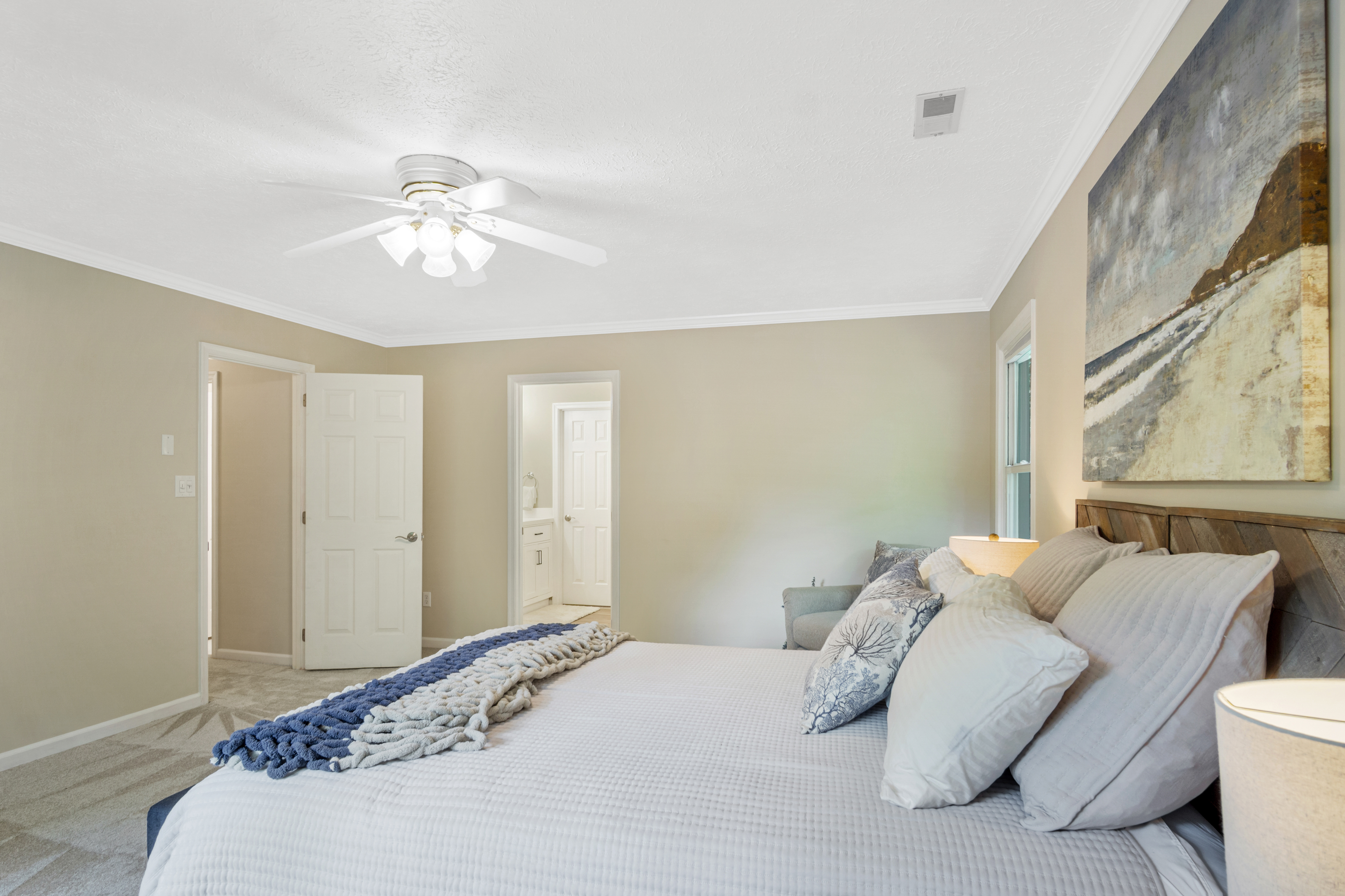 Williamsburg, Virginia, 23185, United States, 4 Bedrooms Bedrooms, ,4 BathroomsBathrooms,Residential,For Sale,1892691