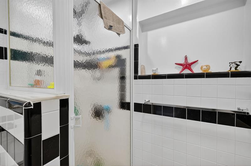 Oakland Park, Florida, 33334, United States, 3 Bedrooms Bedrooms, ,2 BathroomsBathrooms,Residential,For Sale,1986297