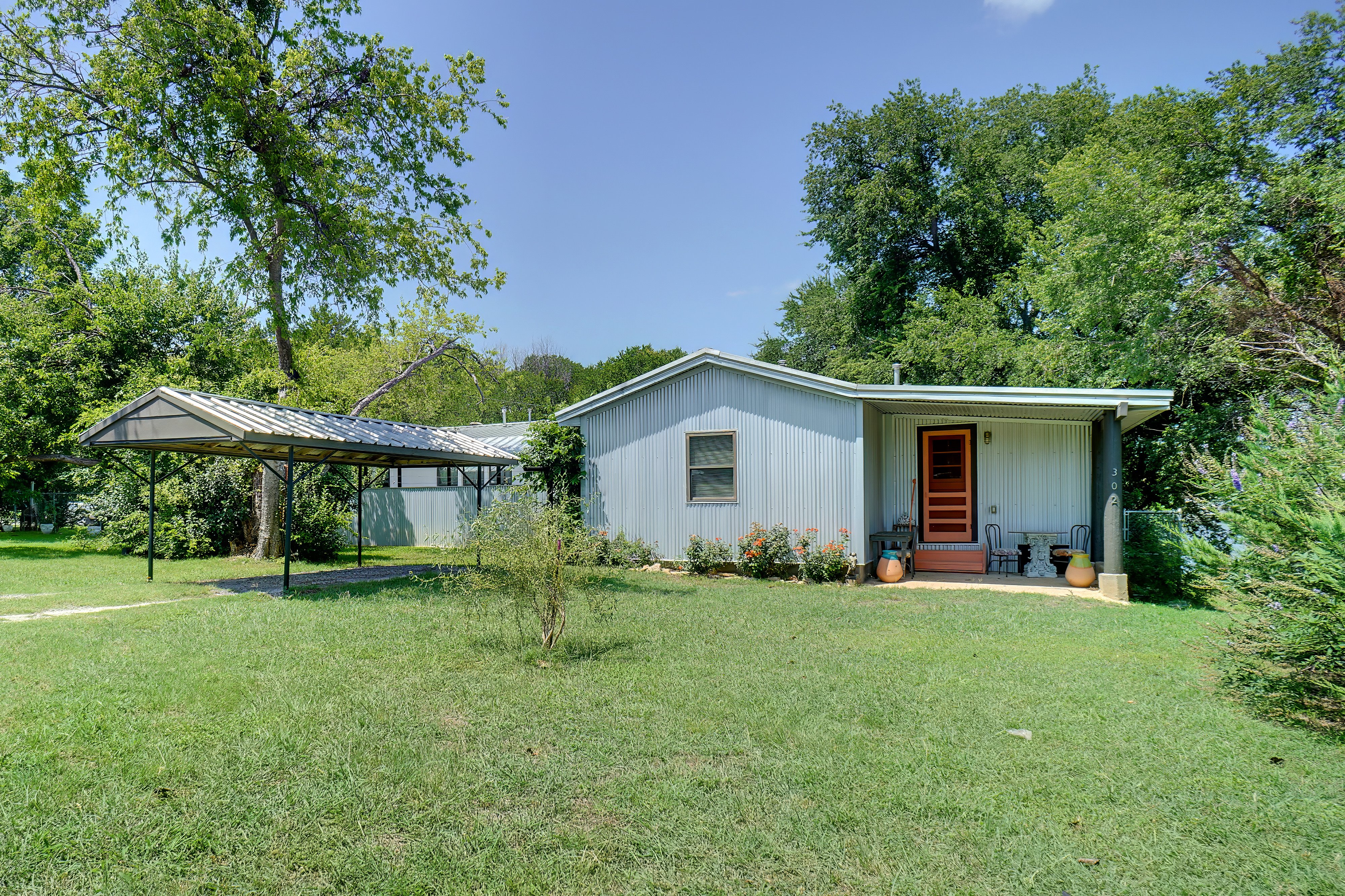 Lake Bridgeport, Texas, 76426, United States, 3 Bedrooms Bedrooms, ,3 BathroomsBathrooms,Residential,For Sale,1989947