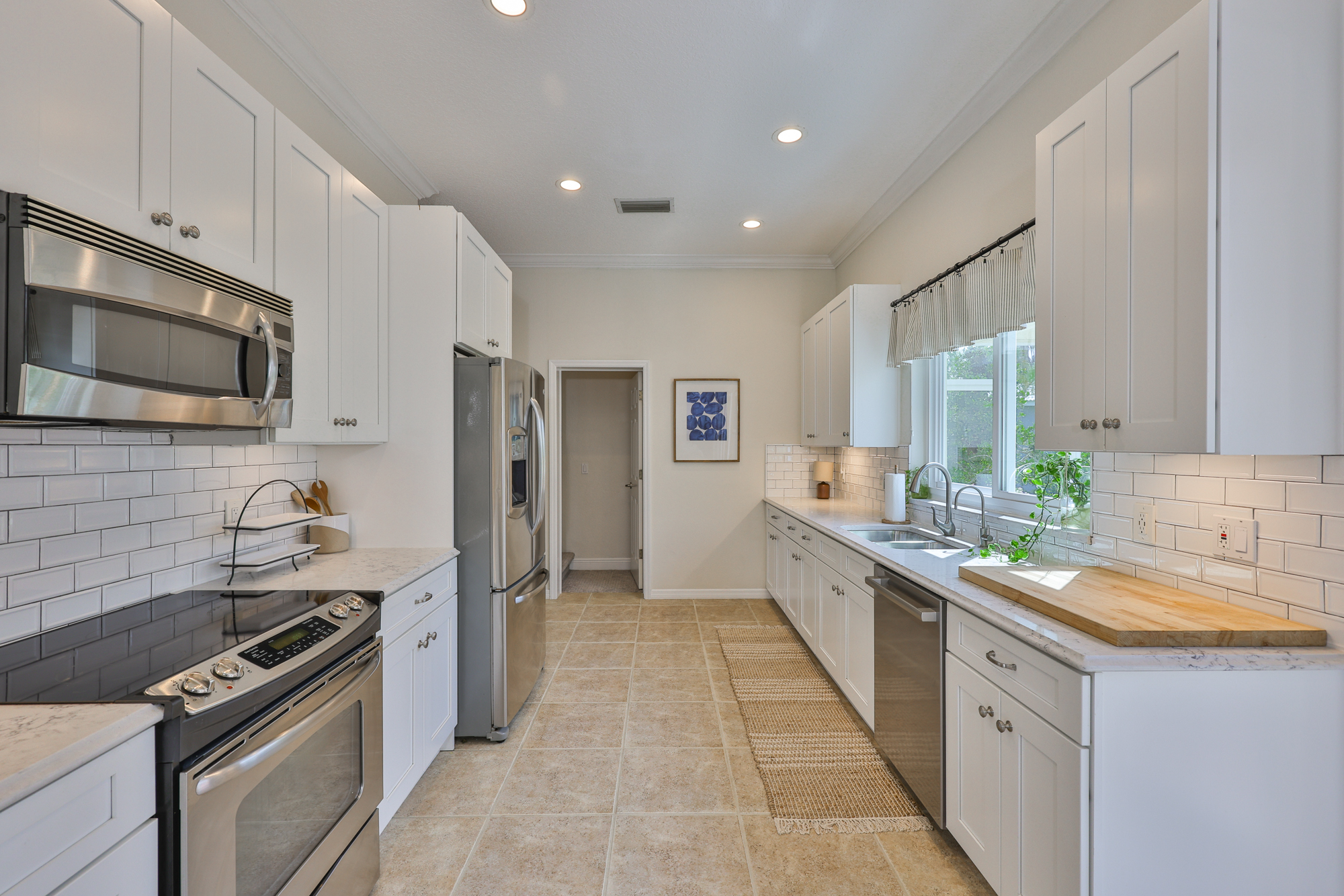 Apollo Beach, Florida, 33572, United States, 4 Bedrooms Bedrooms, ,3 BathroomsBathrooms,Residential,For Sale,1845807