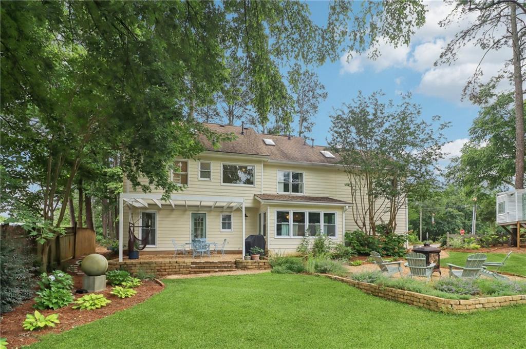 Marietta, Georgia, 30062, United States, 4 Bedrooms Bedrooms, ,3 BathroomsBathrooms,Residential,For Sale,1905534