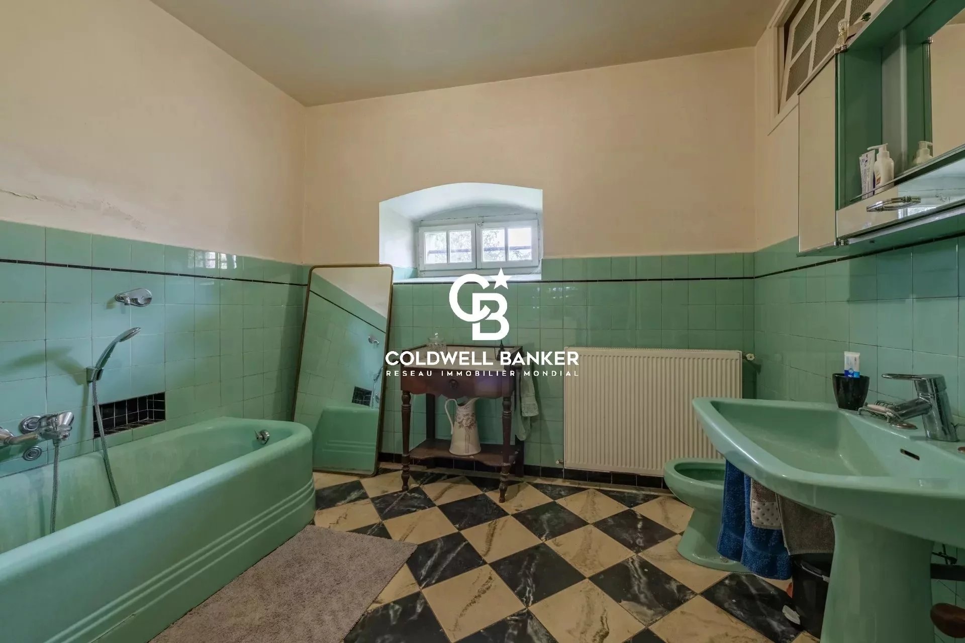 Douvaine, Auvergne-Rhône-Alpes, 74140, FR, ,4 BathroomsBathrooms,Residential,For Sale,1994412