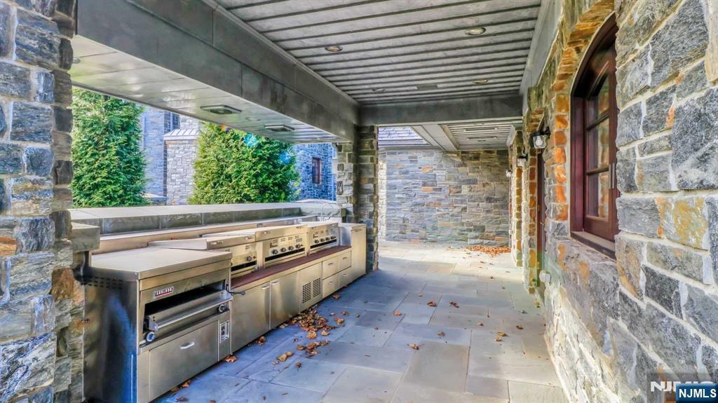 64 Stony Ridge Road, Saddle River, New Jersey, 07458, United States, 5 Bedrooms Bedrooms, ,8 BathroomsBathrooms,Residential,For Sale,64 Stony Ridge Road,1172438