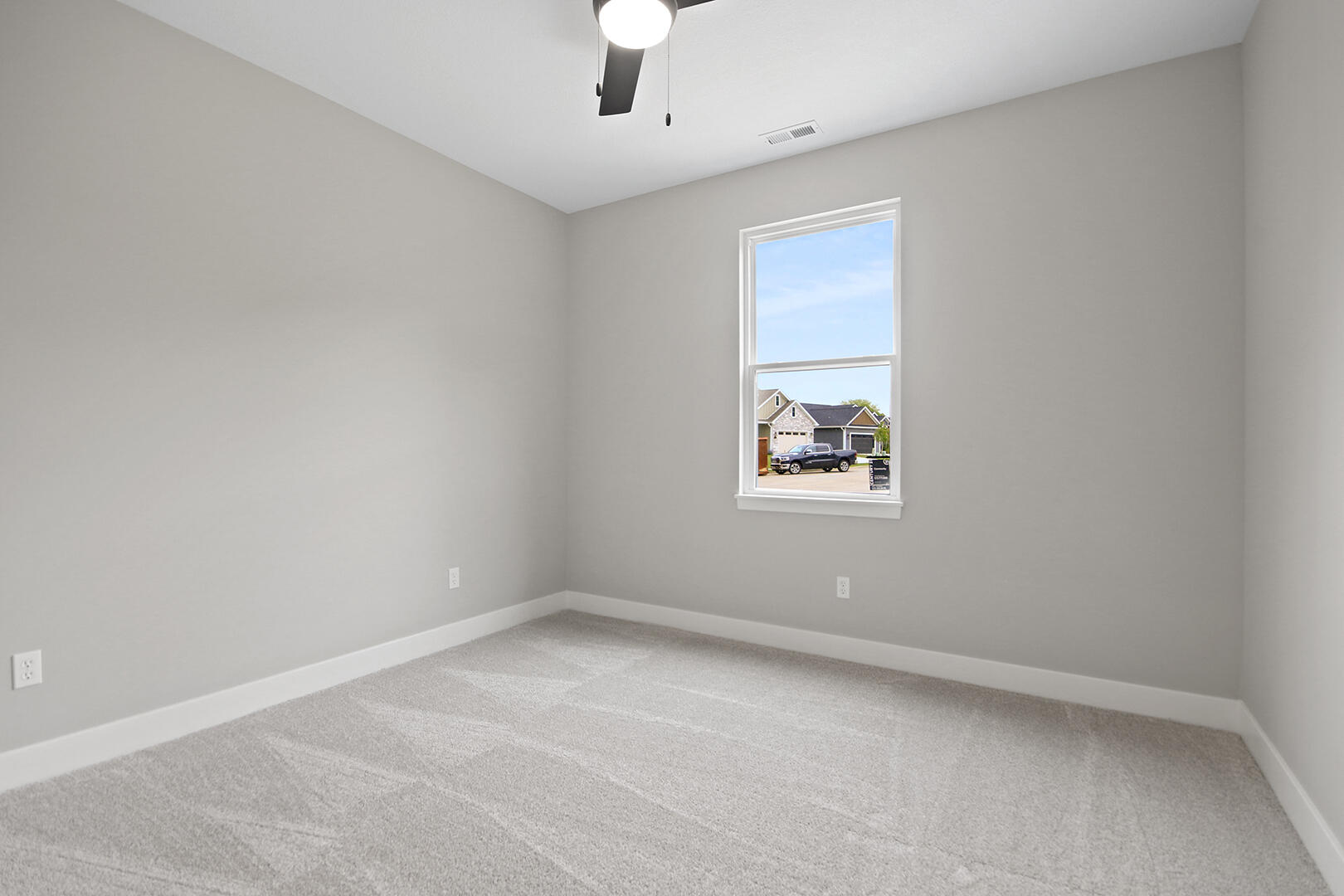 COLUMBIA, Missouri, 65202, United States, 4 Bedrooms Bedrooms, ,3 BathroomsBathrooms,Residential,For Sale,2008835