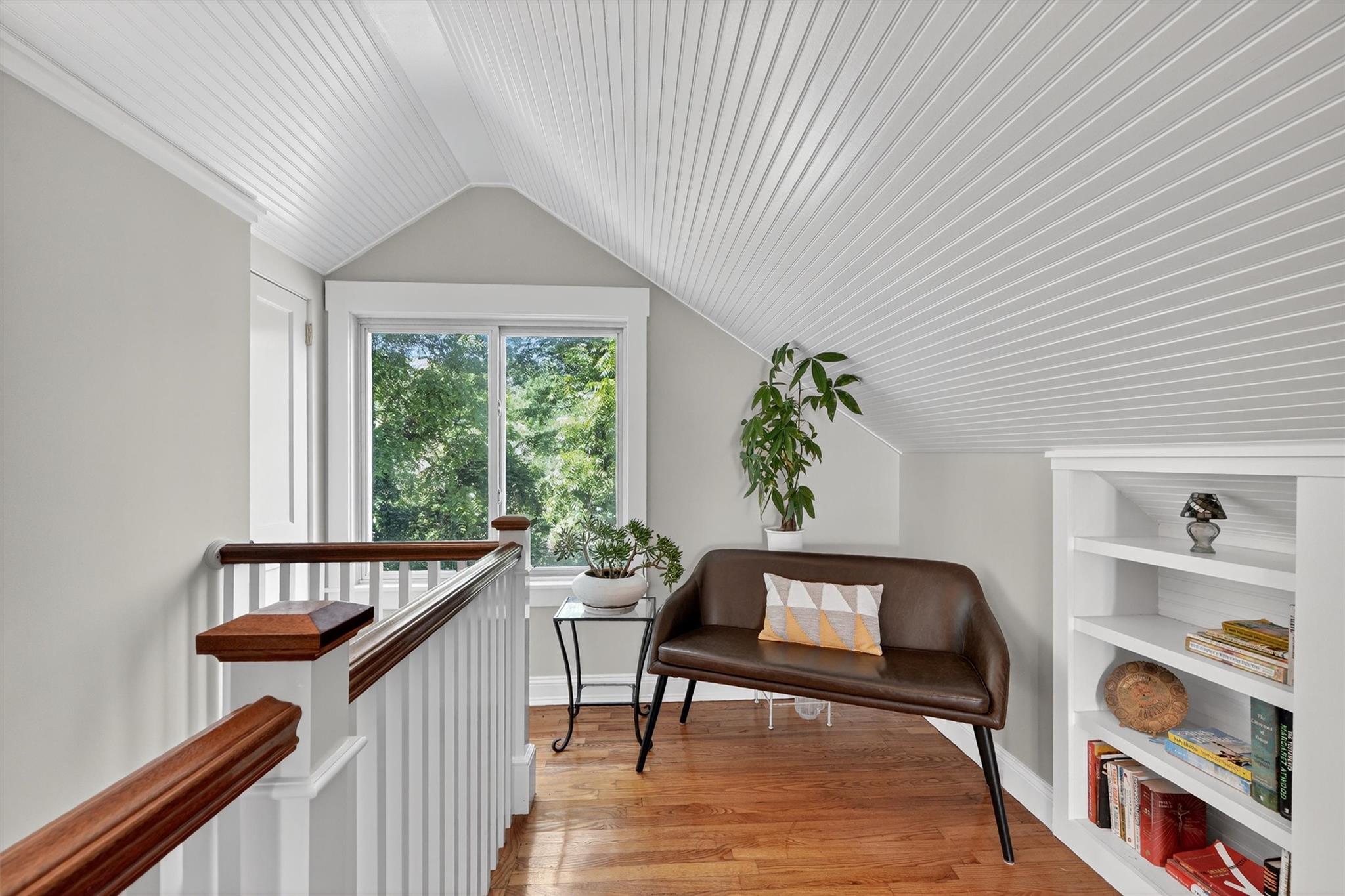Airmont, New York, 10901, United States, 5 Bedrooms Bedrooms, ,3 BathroomsBathrooms,Residential,For Sale,1868827