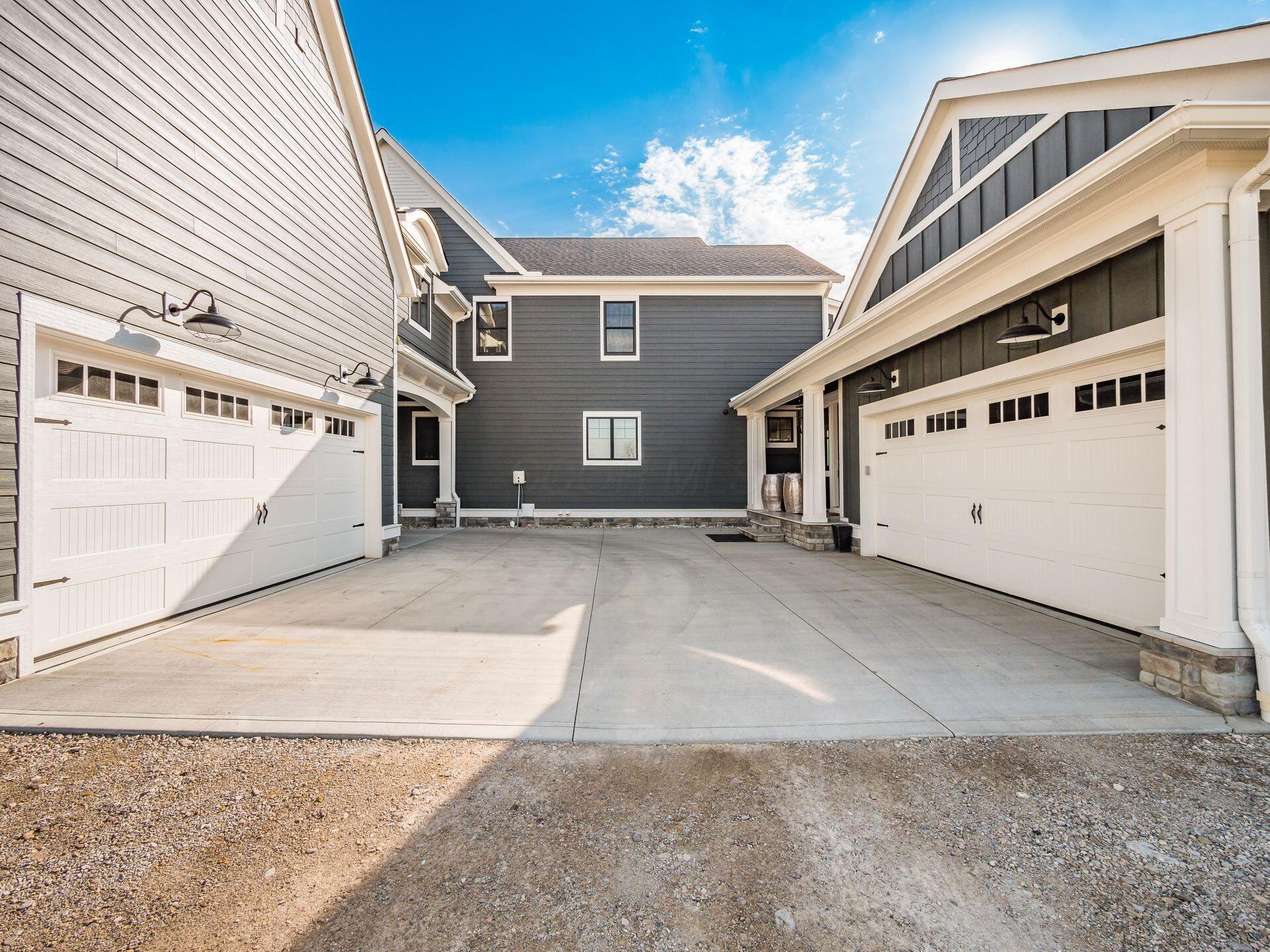 Galloway, Ohio, 43119, United States, 6 Bedrooms Bedrooms, ,7 BathroomsBathrooms,Residential,For Sale,1758869