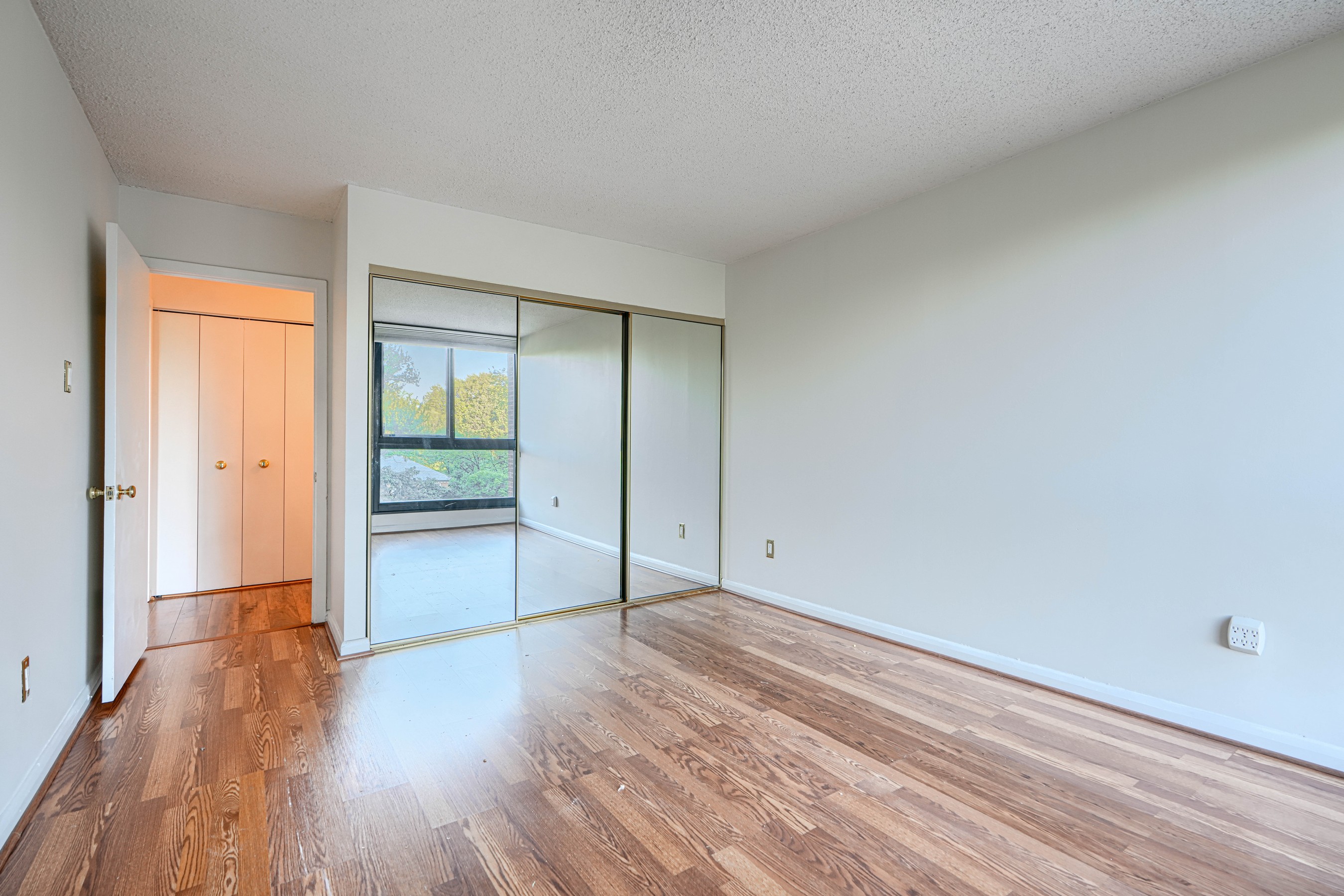  GUILFORD - 物件實景