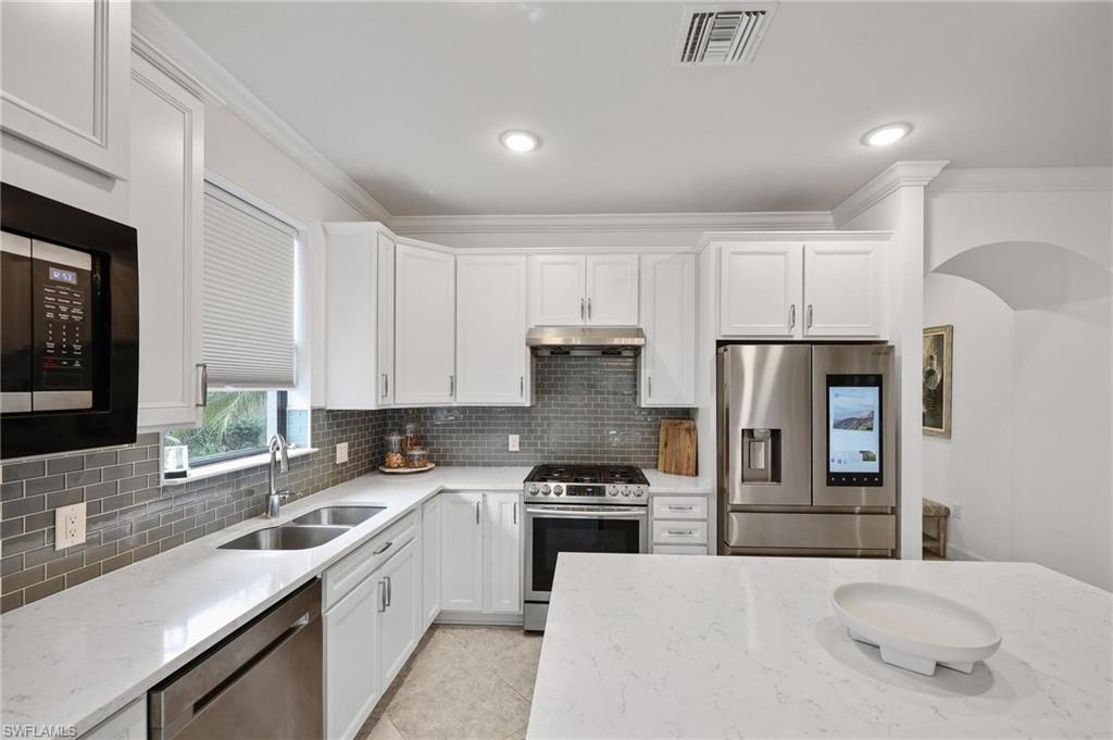 Naples, Florida, 34114, United States, 3 Bedrooms Bedrooms, ,2 BathroomsBathrooms,Residential,For Sale,1934200