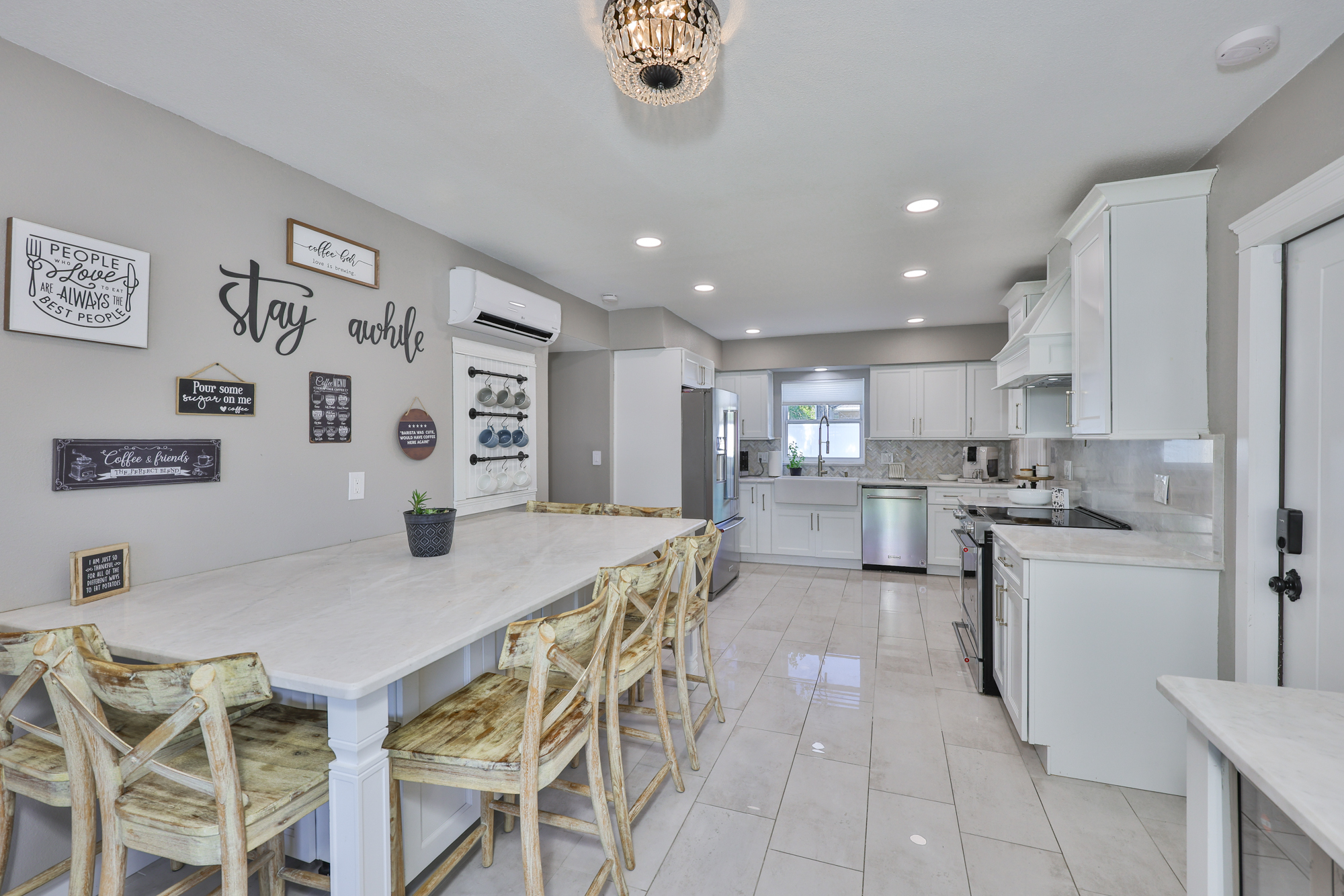 Seminole, Florida, 33772, United States, 3 Bedrooms Bedrooms, ,2 BathroomsBathrooms,Residential,For Sale,1978971