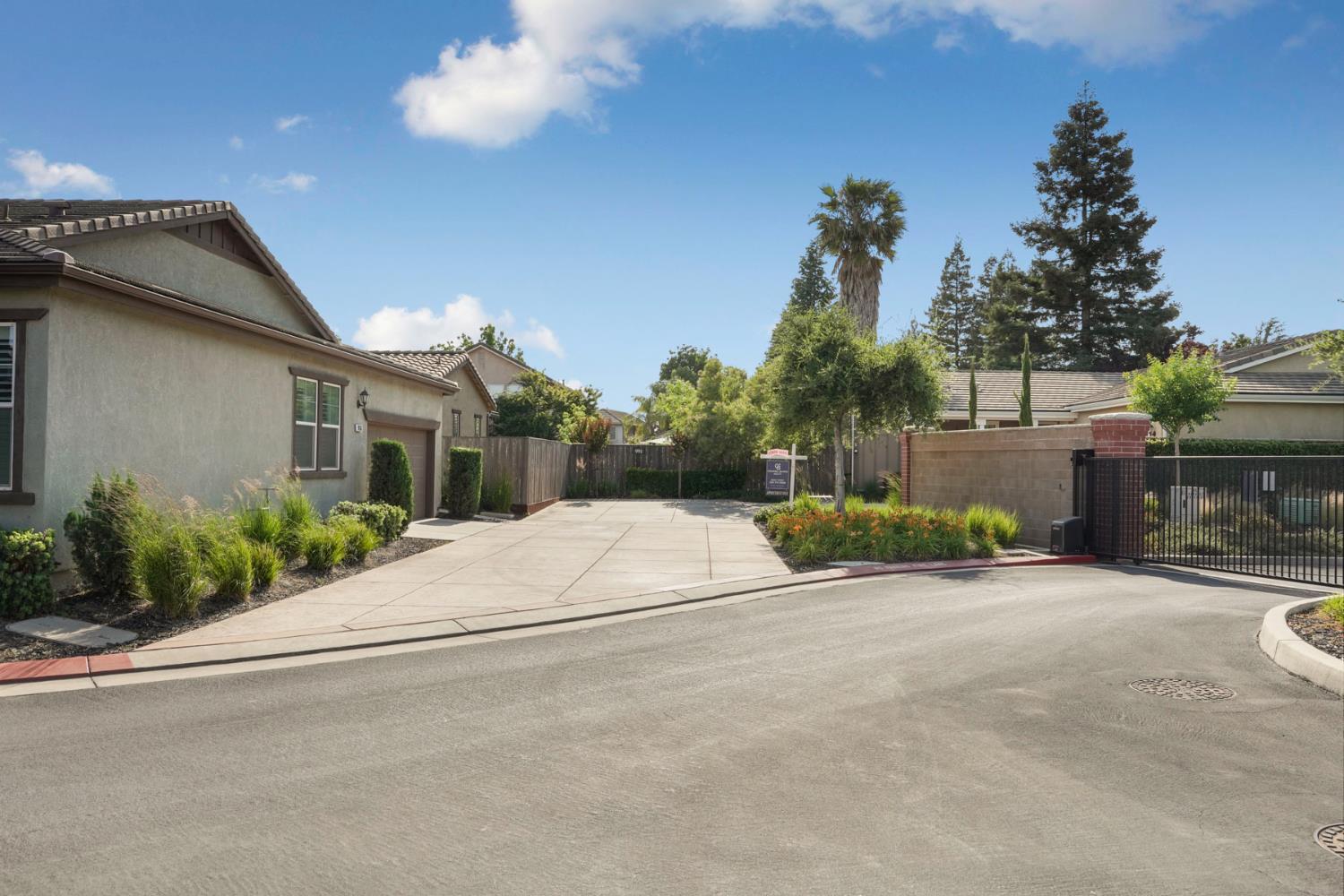 Lodi, California, 95242, United States, 2 Bedrooms Bedrooms, ,3 BathroomsBathrooms,Residential,For Sale,1848550
