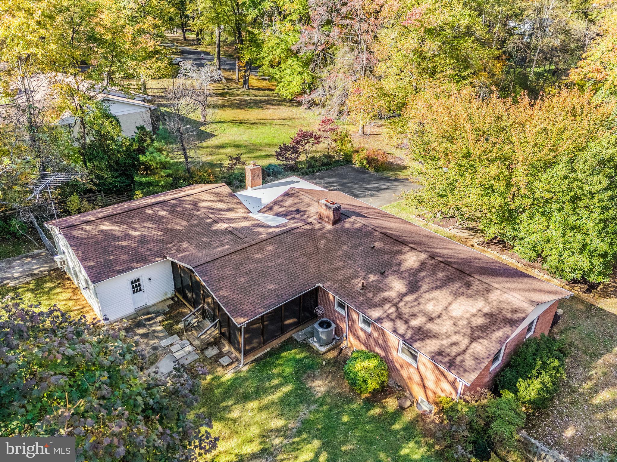 Warrenton, Virginia, 20187, United States, 3 Bedrooms Bedrooms, ,2 BathroomsBathrooms,Residential,For Sale,1977434