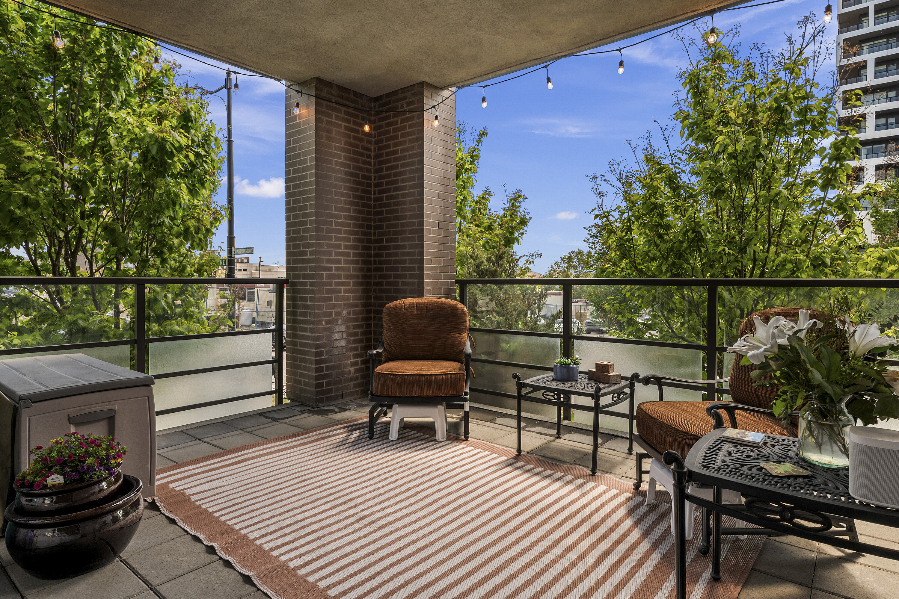  88 9 Street NE #122 - 物件實景