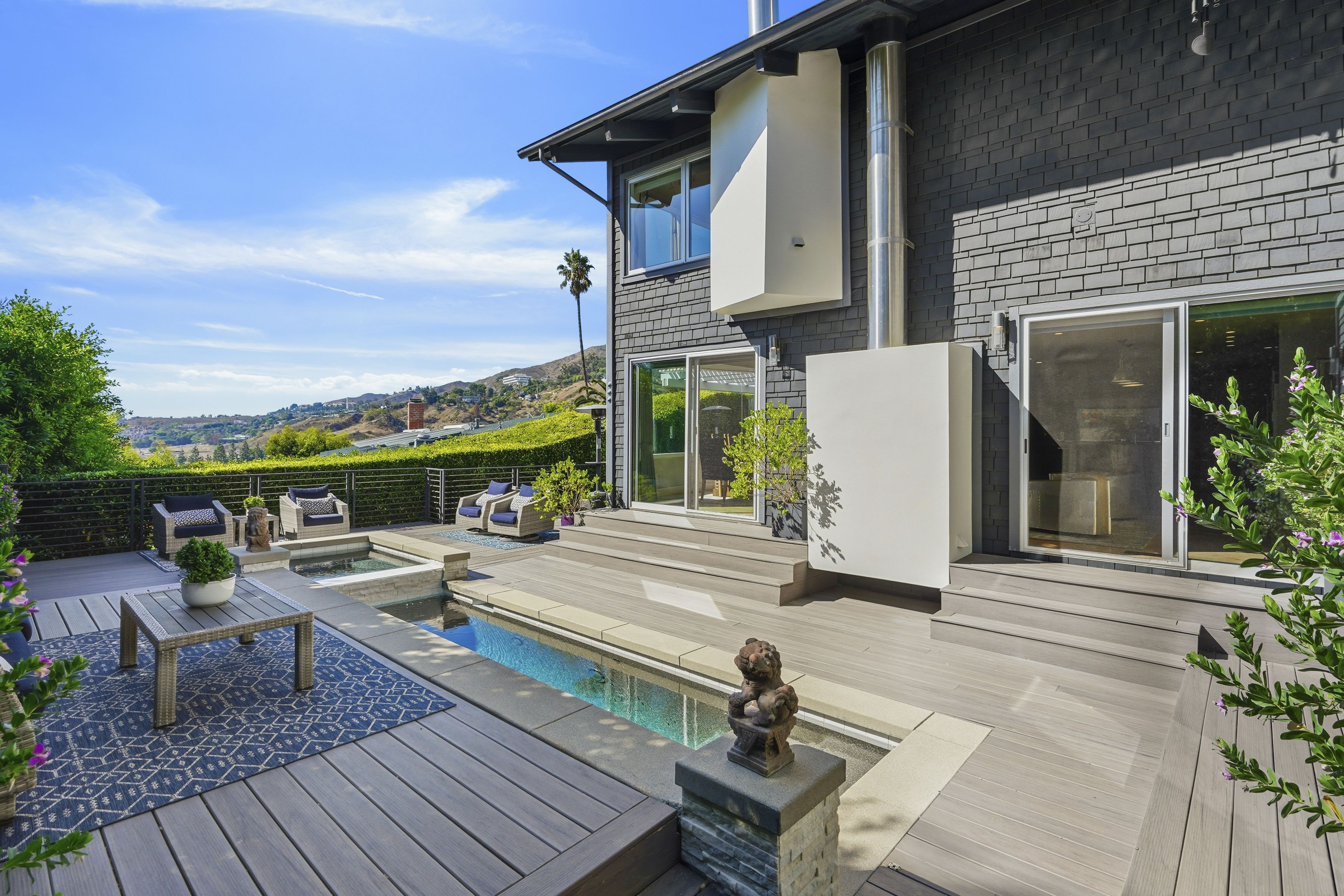  Malibu