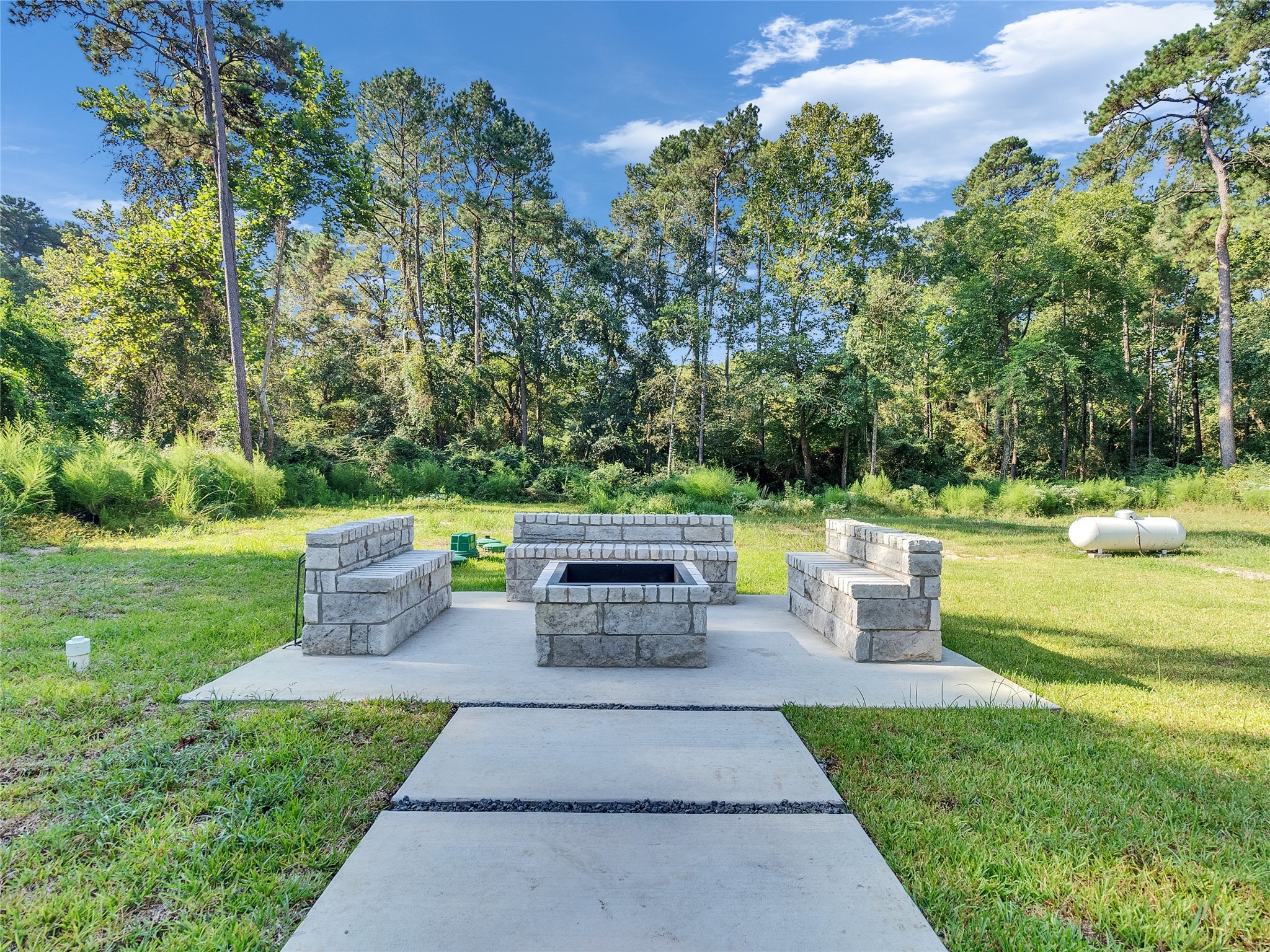 Magnolia, Texas, 77355, United States, 4 Bedrooms Bedrooms, ,4 BathroomsBathrooms,Residential,For Sale,1991024