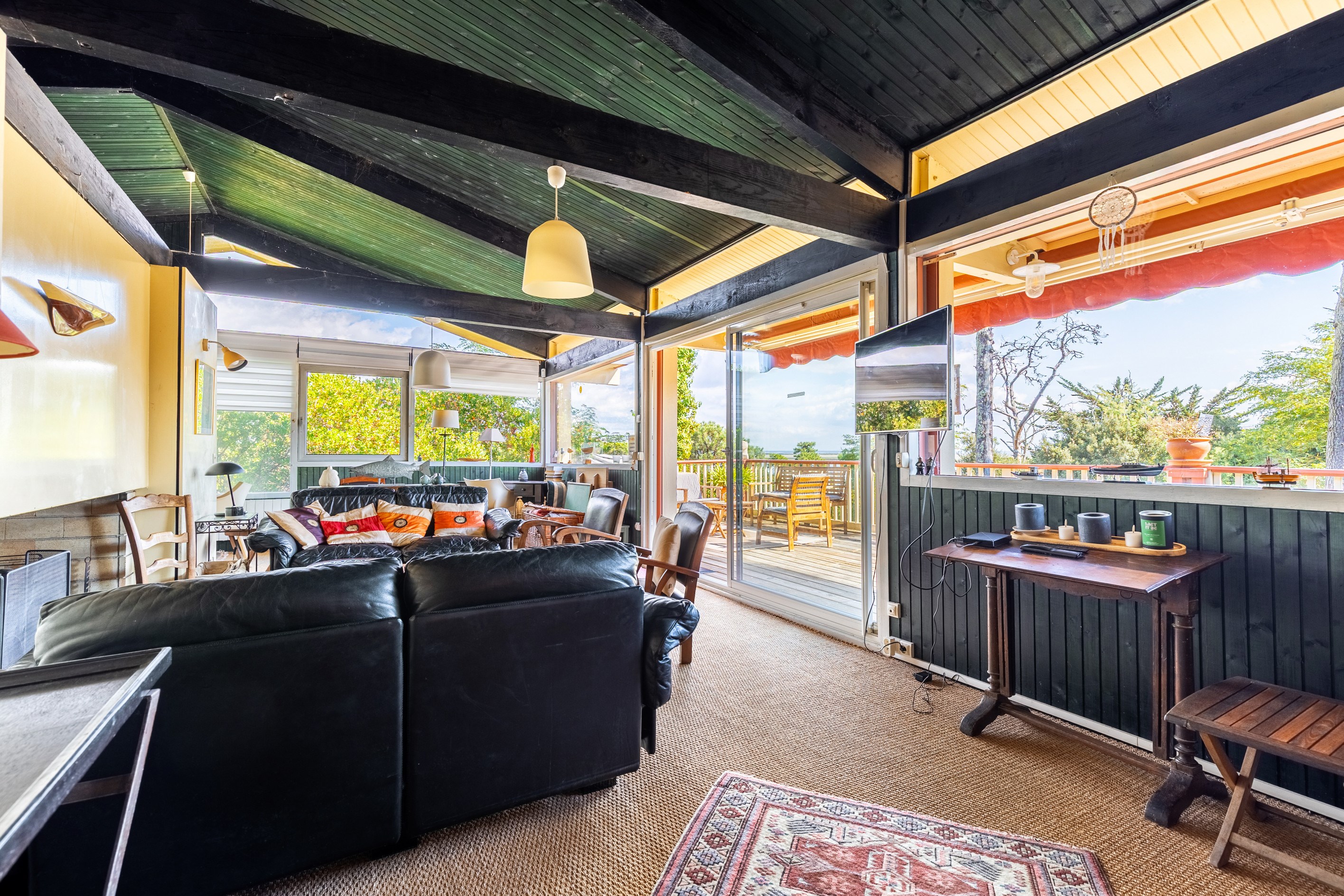  CAP FERRET PENINSULA - ARCHITECT-DESIGNED VILLA WITH VIEW OF THE BASSIN D