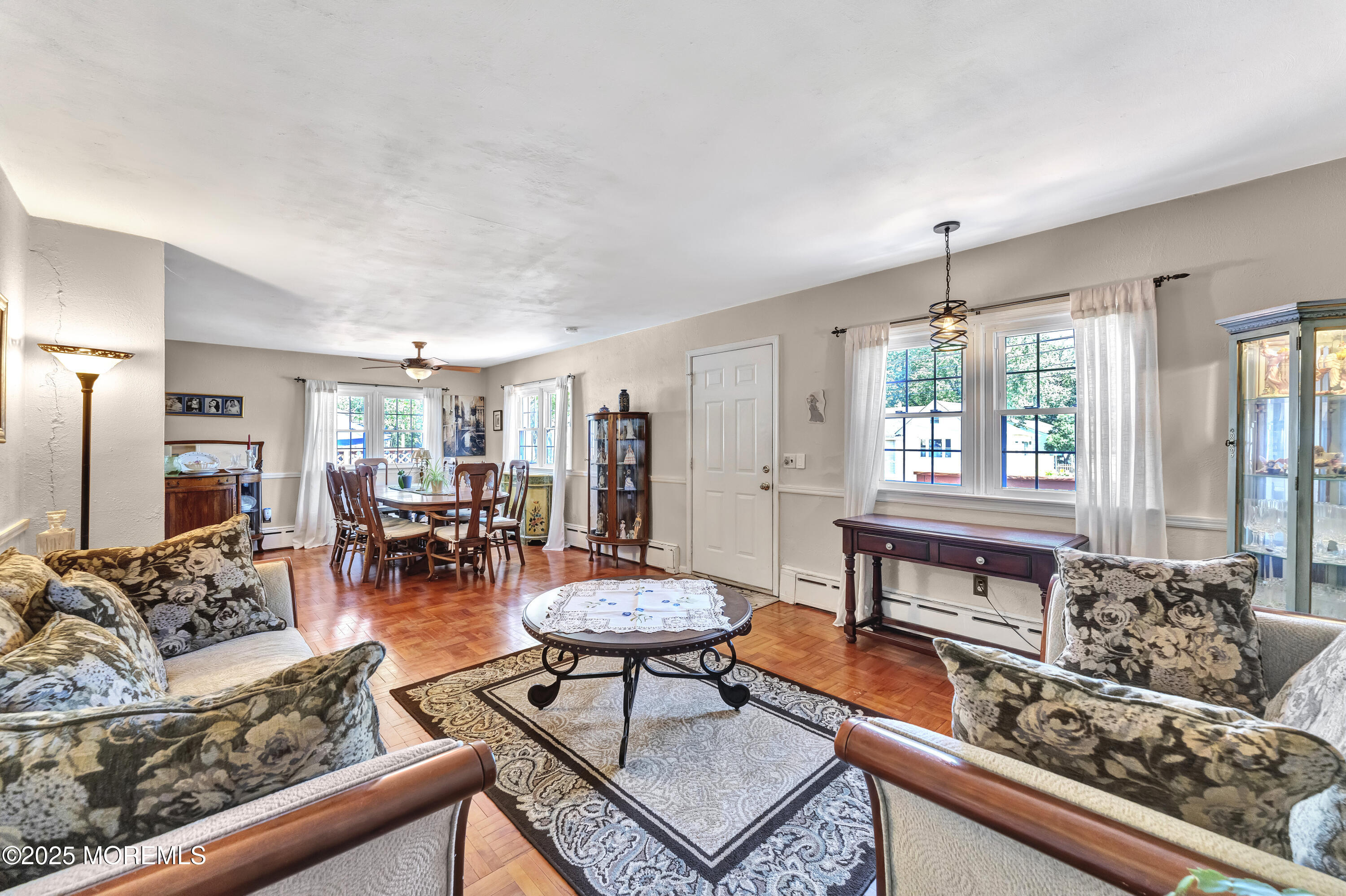 Brick, New Jersey, 08724, United States, 4 Bedrooms Bedrooms, ,1 BathroomBathrooms,Residential,For Sale,1956126