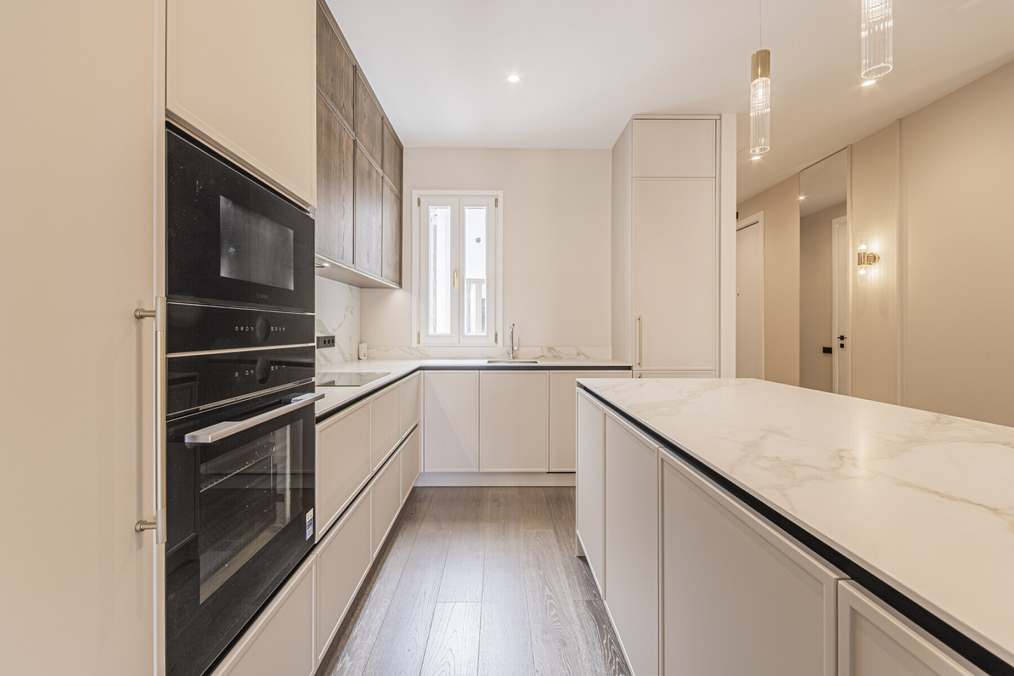  Refurbished jewel in the Quadrat d