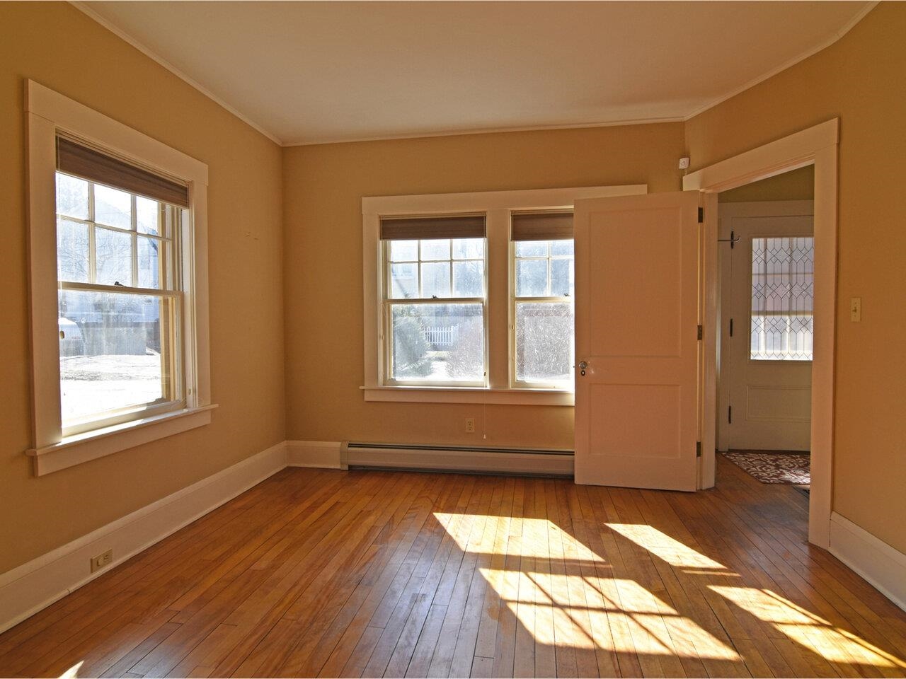 Burlington, Vermont, 05401, United States, 2 Bedrooms Bedrooms, ,2 BathroomsBathrooms,Residential,For Sale,1787470