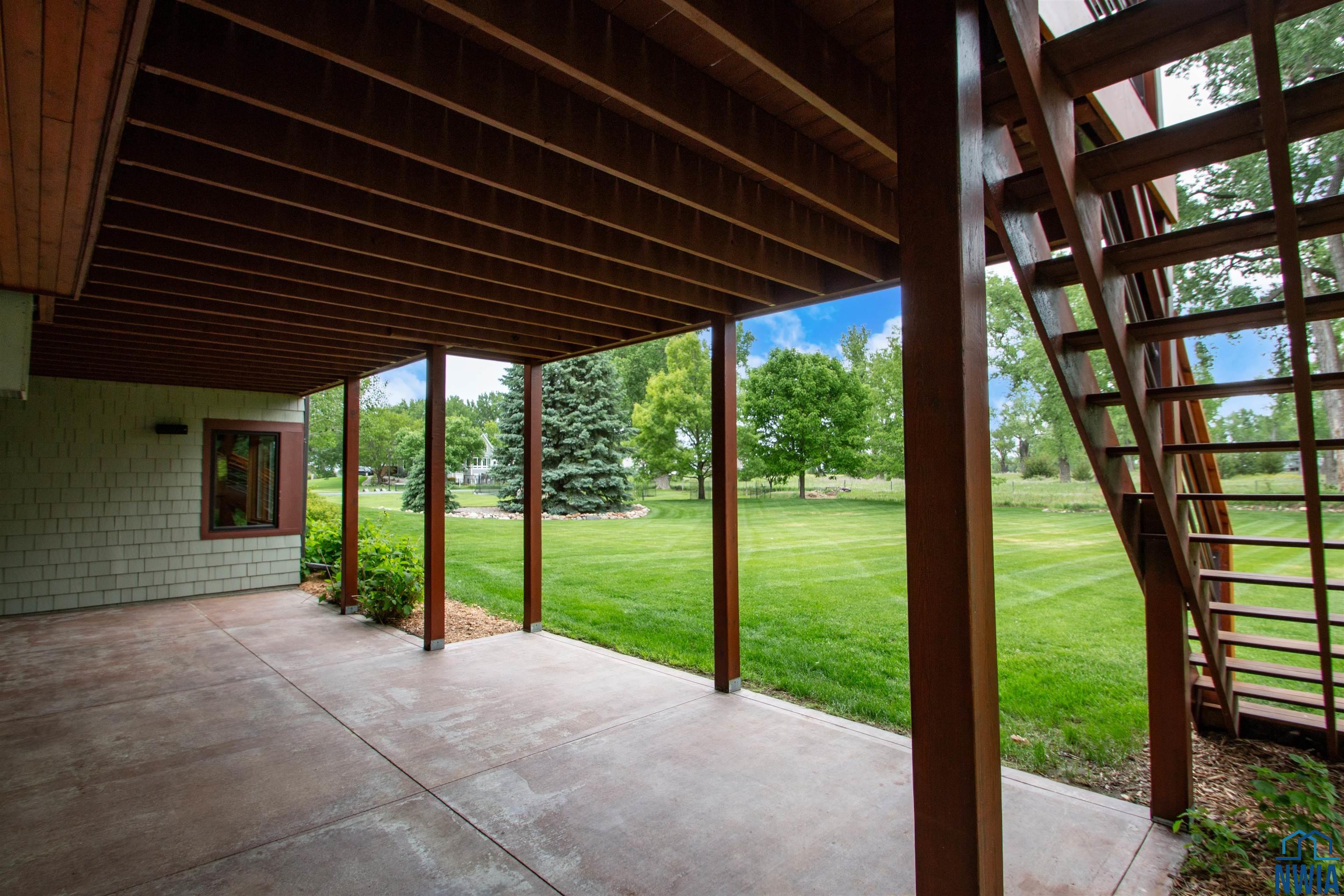 Jefferson, South Dakota, 57038, United States, 5 Bedrooms Bedrooms, ,3 BathroomsBathrooms,Residential,For Sale,1977840