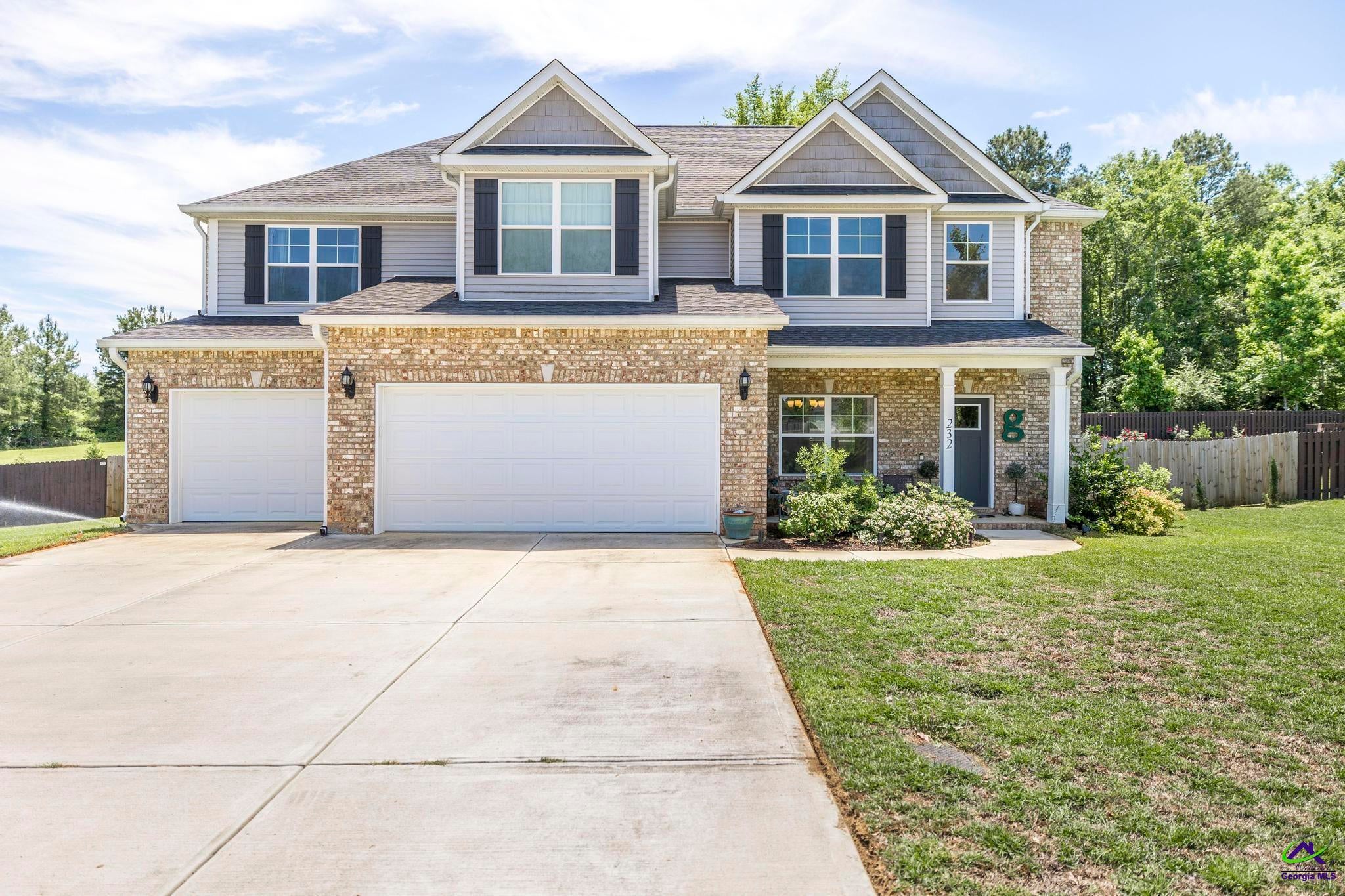 Oakley Ct, Bonaire, GA 31005