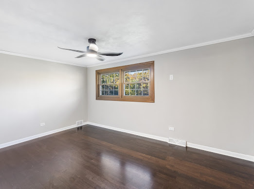 Winthrop Harbor, Illinois, 60096, United States, 5 Bedrooms Bedrooms, ,4 BathroomsBathrooms,Residential,For Sale,2005898