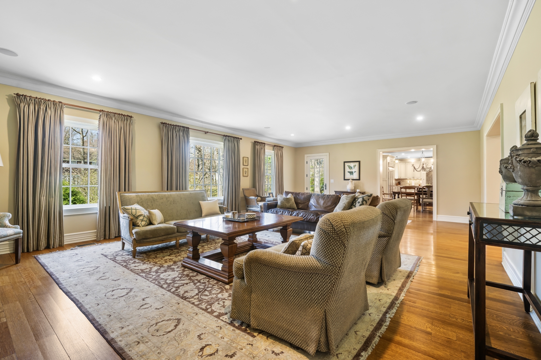  Bucks County Colonial Provides Seamless Indoor-Outdoor Living - 物件實景
