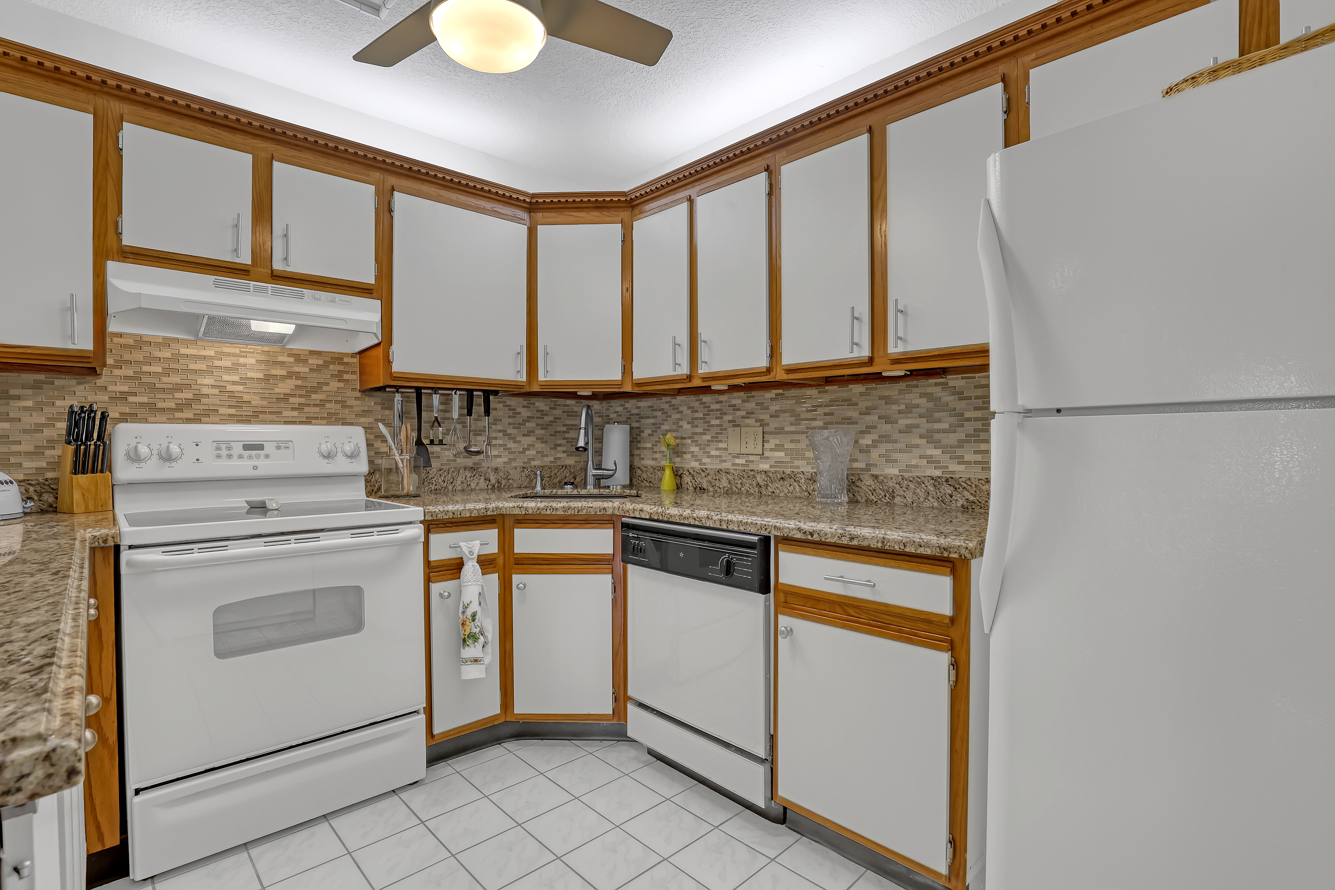  339 Pine Ridge Circle, Greenacres, FL, 33463 - 物件實景