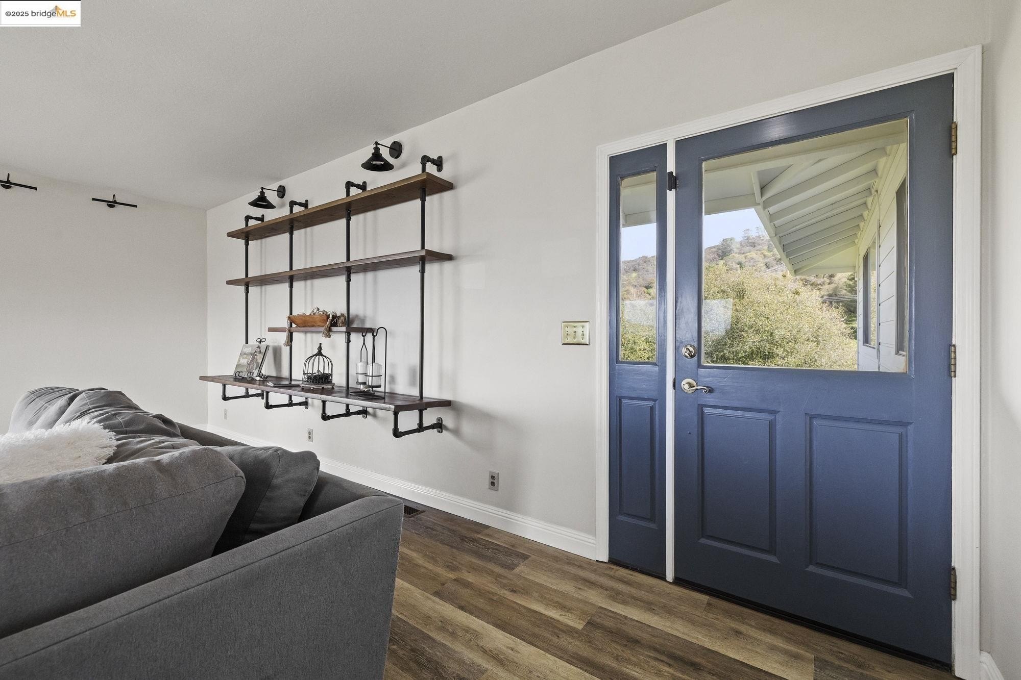 Jamestown, California, 95327, United States, 3 Bedrooms Bedrooms, ,2 BathroomsBathrooms,Residential,For Sale,1743185