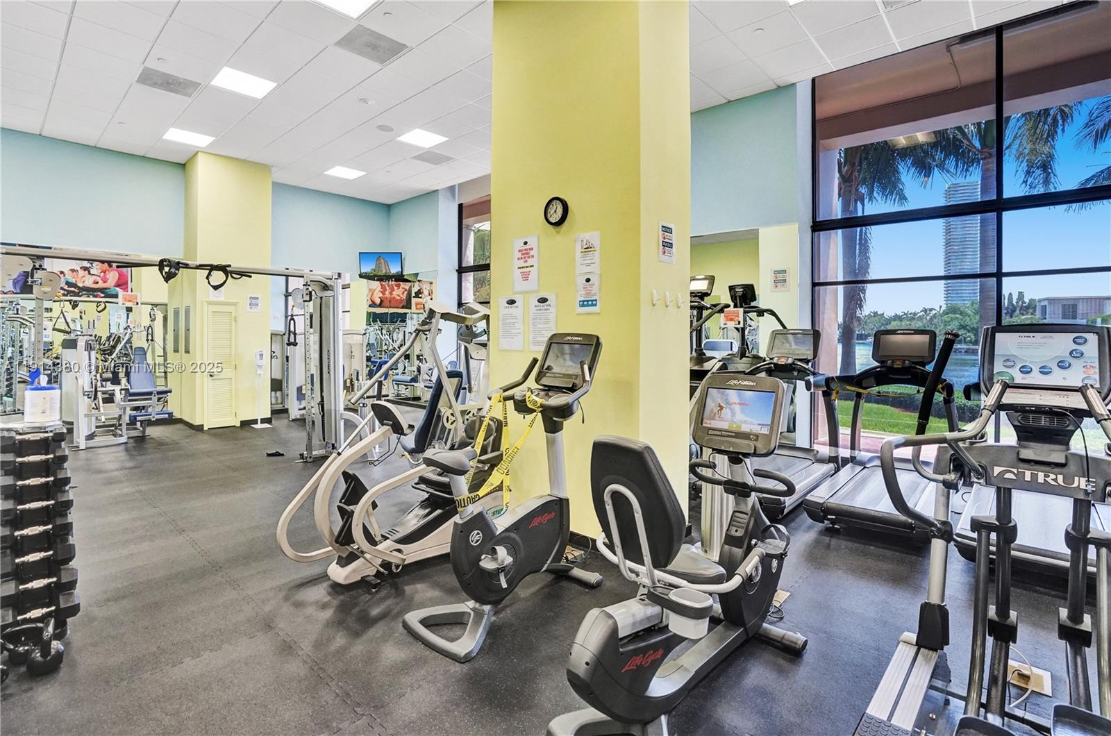 Aventura, Florida, 33180, United States, 3 Bedrooms Bedrooms, ,3 BathroomsBathrooms,Residential,For Sale,1994376