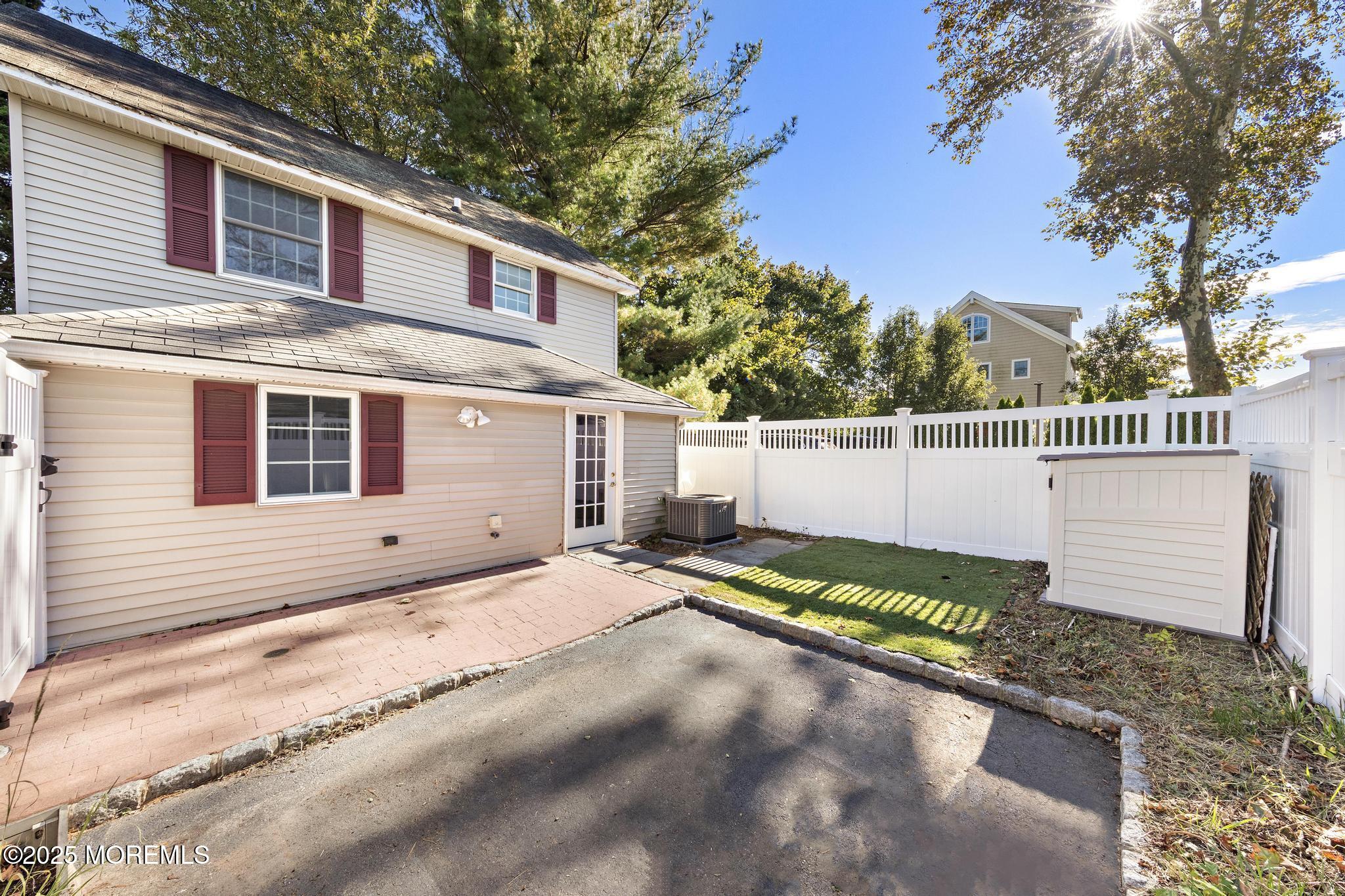 Brielle, New Jersey, 08730, United States, 2 Bedrooms Bedrooms, ,1 BathroomBathrooms,Residential,For Sale,1968993