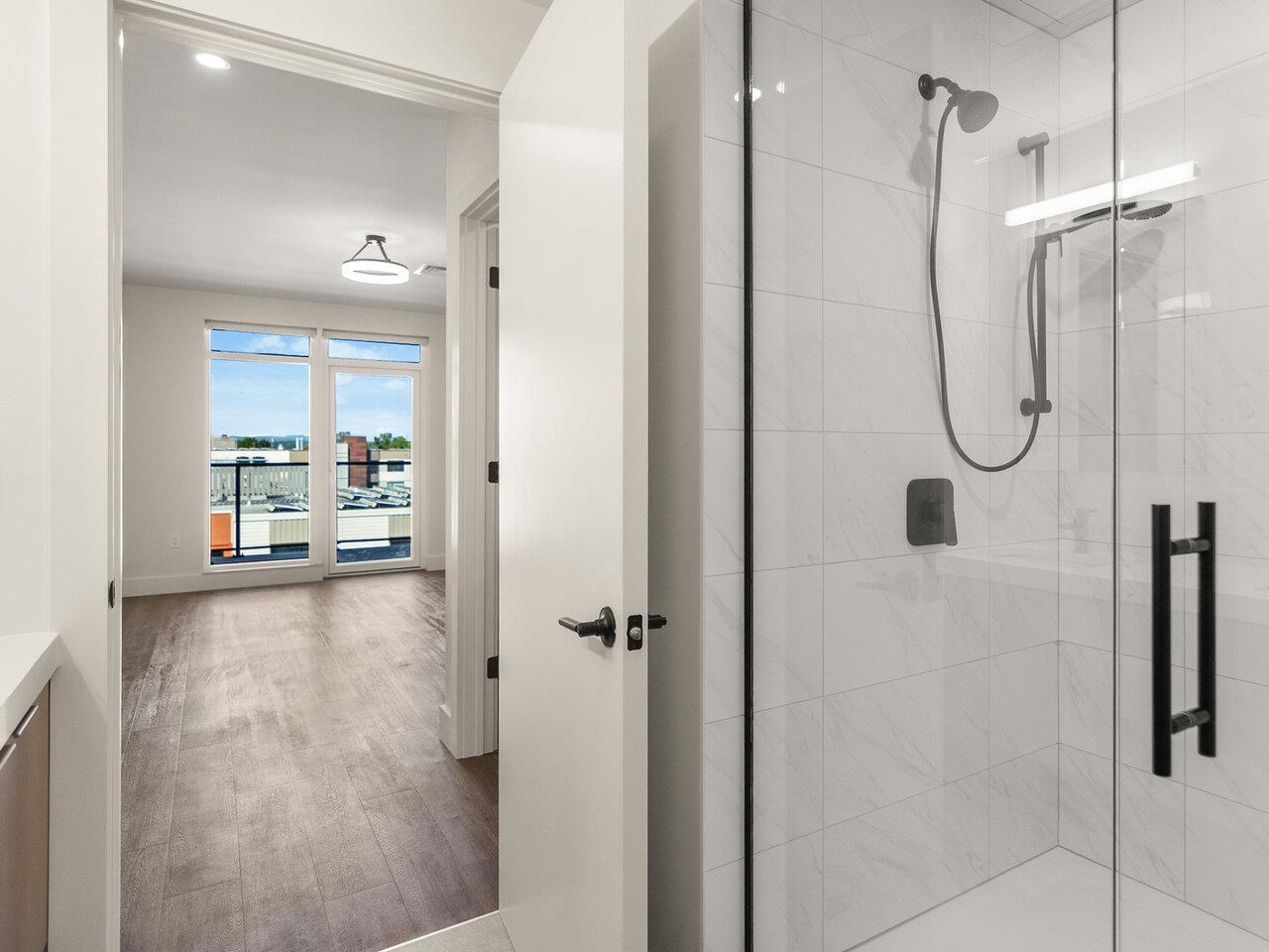 Burlington, Vermont, 05401, United States, 2 Bedrooms Bedrooms, ,1 BathroomBathrooms,Residential,For Sale,1777939