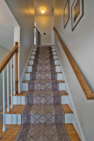 Manchester, New Hampshire, 03109, United States, 3 Bedrooms Bedrooms, ,2 BathroomsBathrooms,Residential,For Sale,2015323