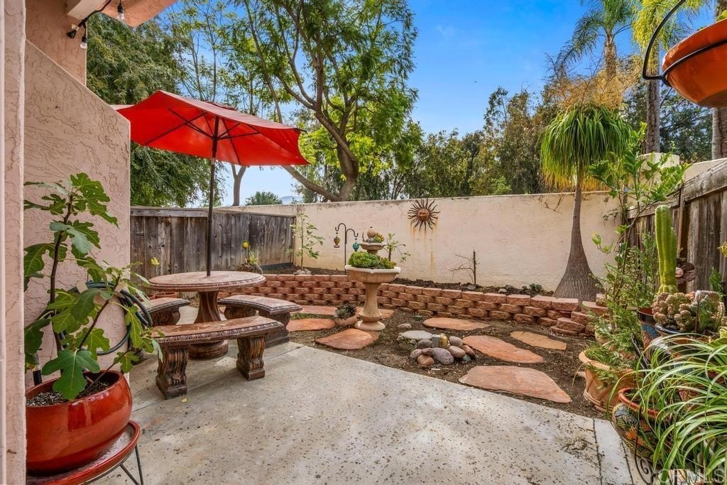 El Cajon, California, 92019, United States, 2 Bedrooms Bedrooms, ,2 BathroomsBathrooms,Residential,For Sale,1992945