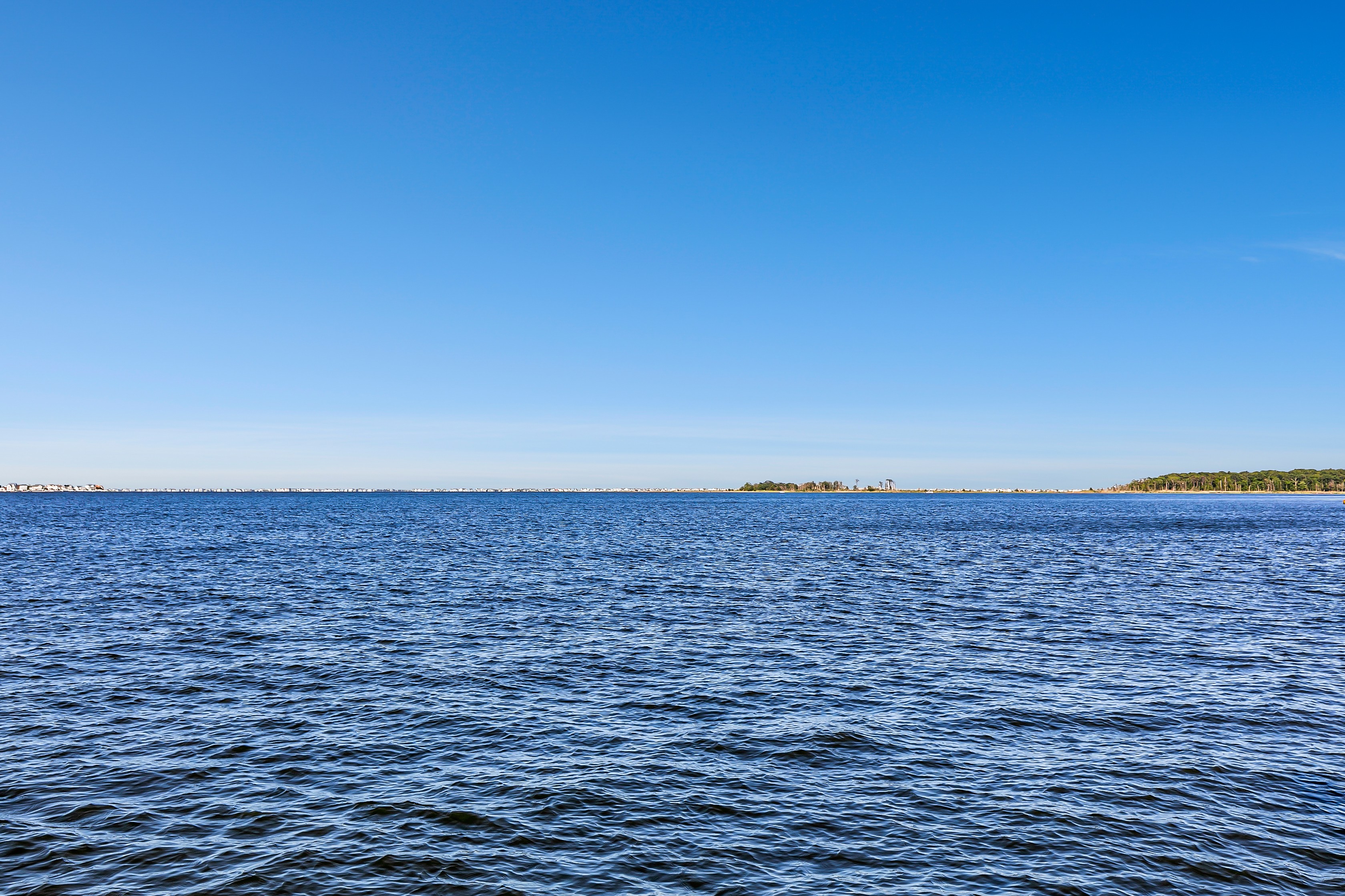  A Rare Bayfront Retreat on Silver Bay - 物件實景