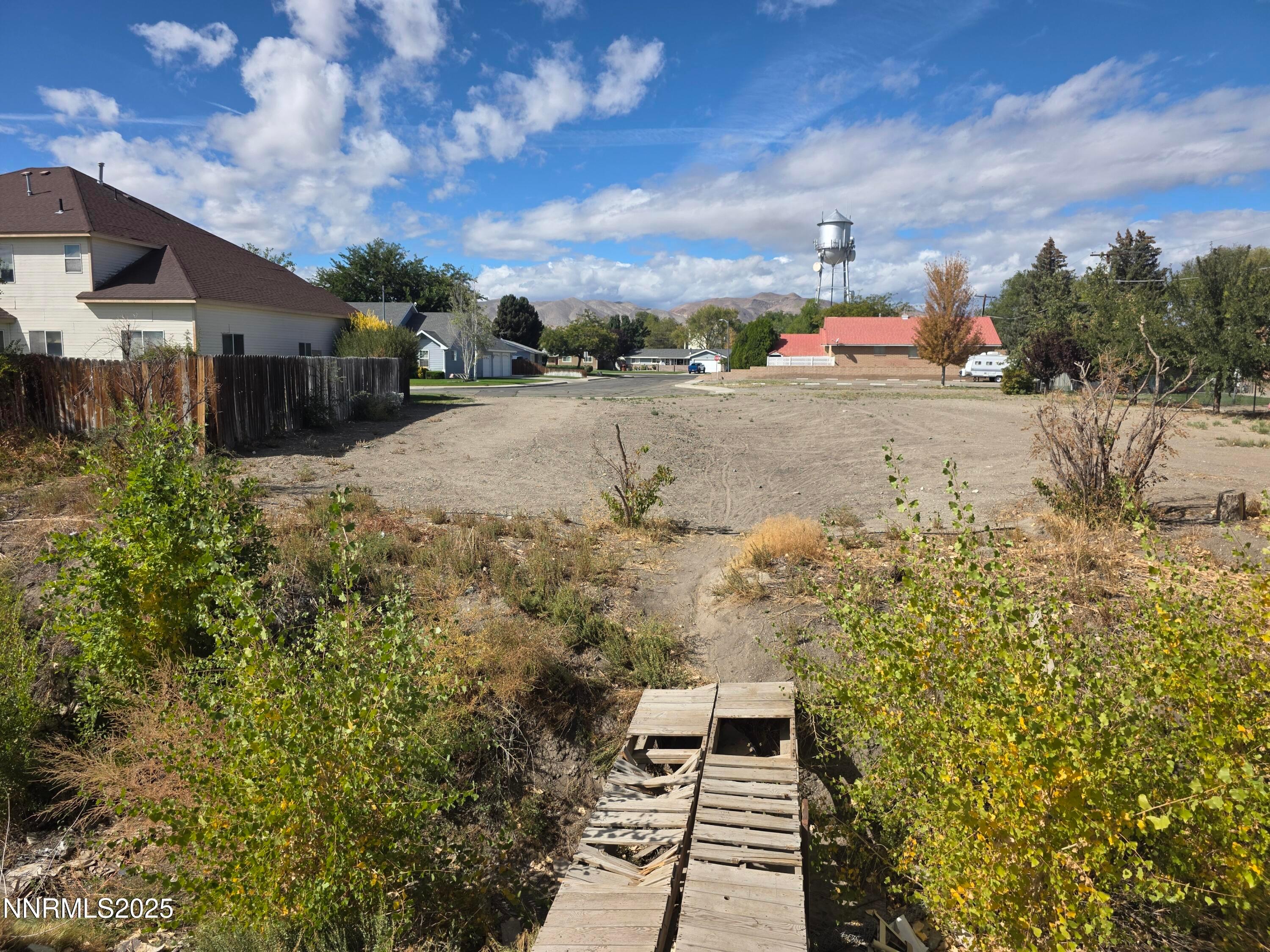 Yerington, Nevada, 89447, United States, ,Residential,For Sale,1987717
