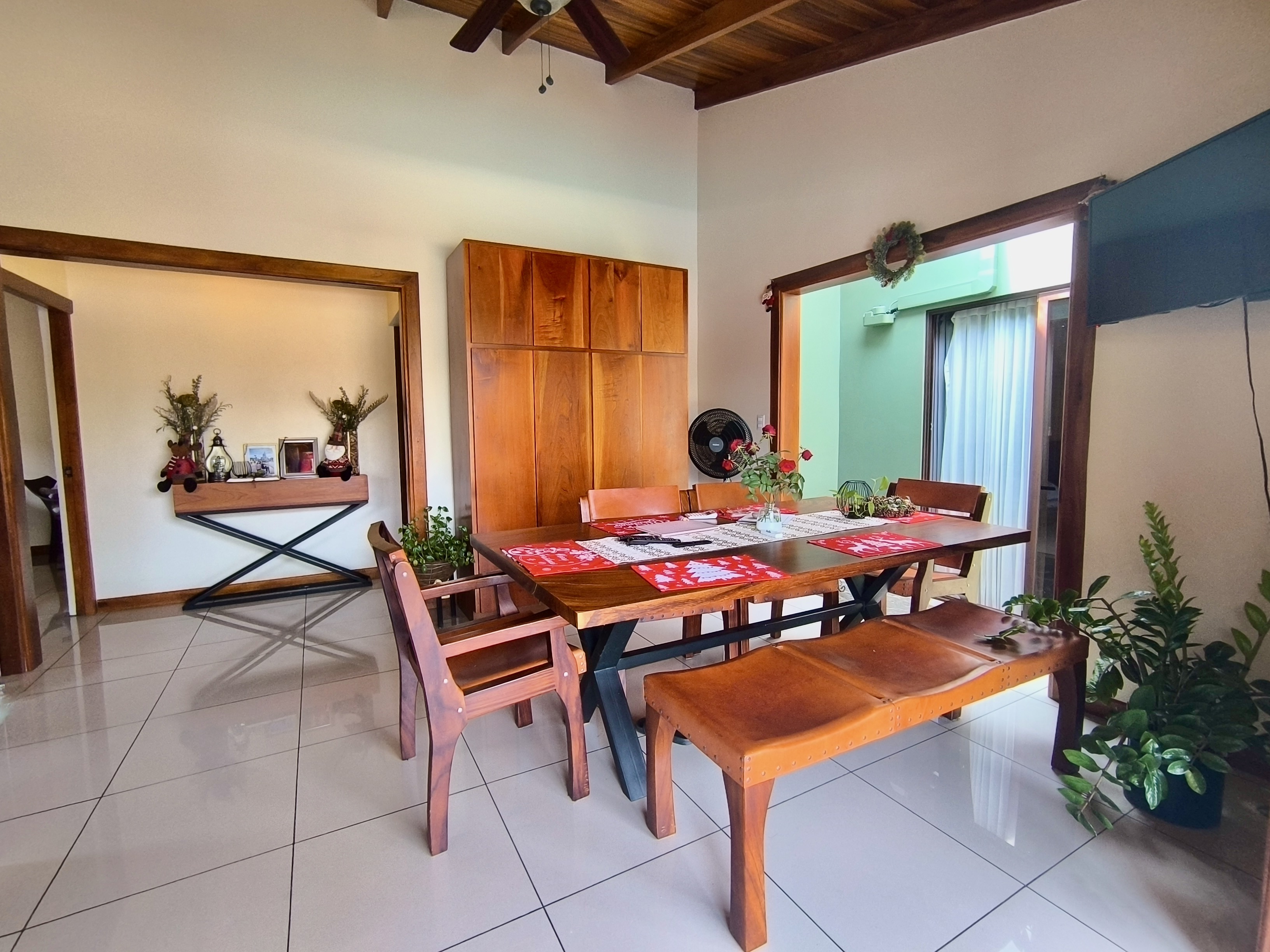 Atenas, Alajuela, CR, 4 Bedrooms Bedrooms, ,4 BathroomsBathrooms,Residential,For Sale,1687102