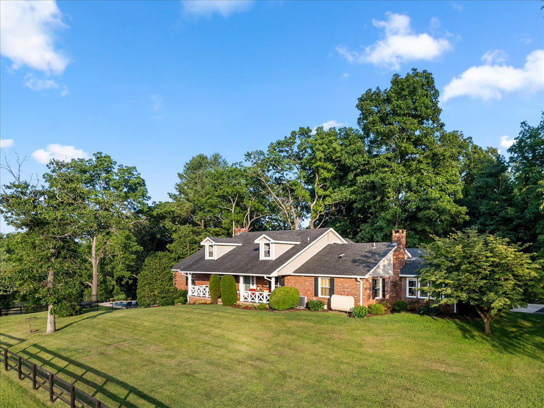  8374 Elway Lane, Warrenton, VA, 20186 - 物件實景