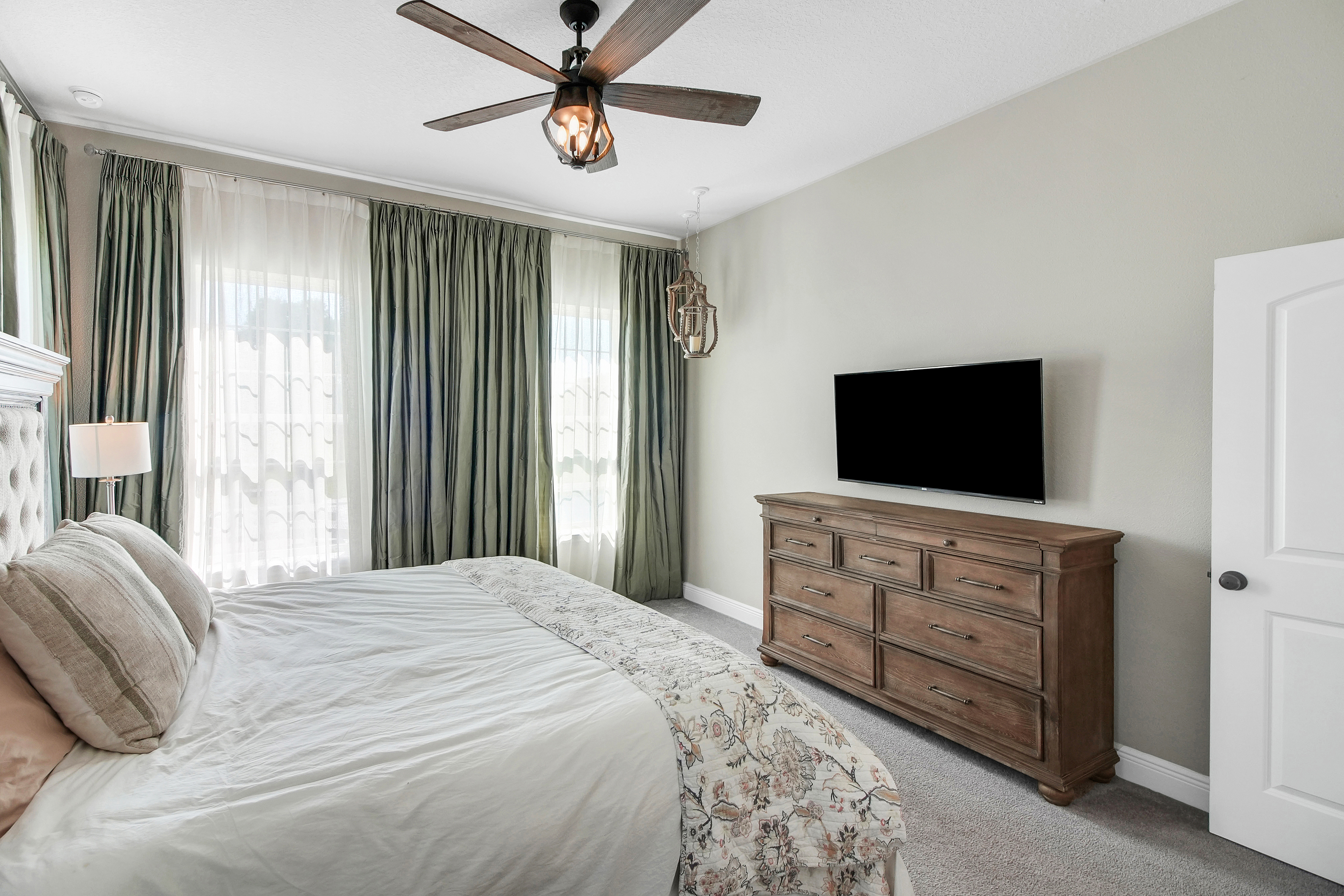 Oxford, Florida, 34484, United States, 4 Bedrooms Bedrooms, ,3 BathroomsBathrooms,Residential,For Sale,1983578