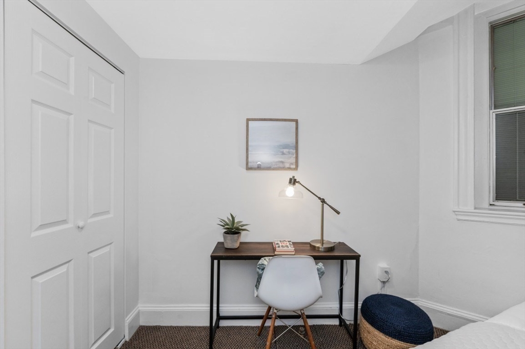 Boston, Massachusetts, 02115, United States, 2 Bedrooms Bedrooms, ,1 BathroomBathrooms,Residential,For Sale,1889916