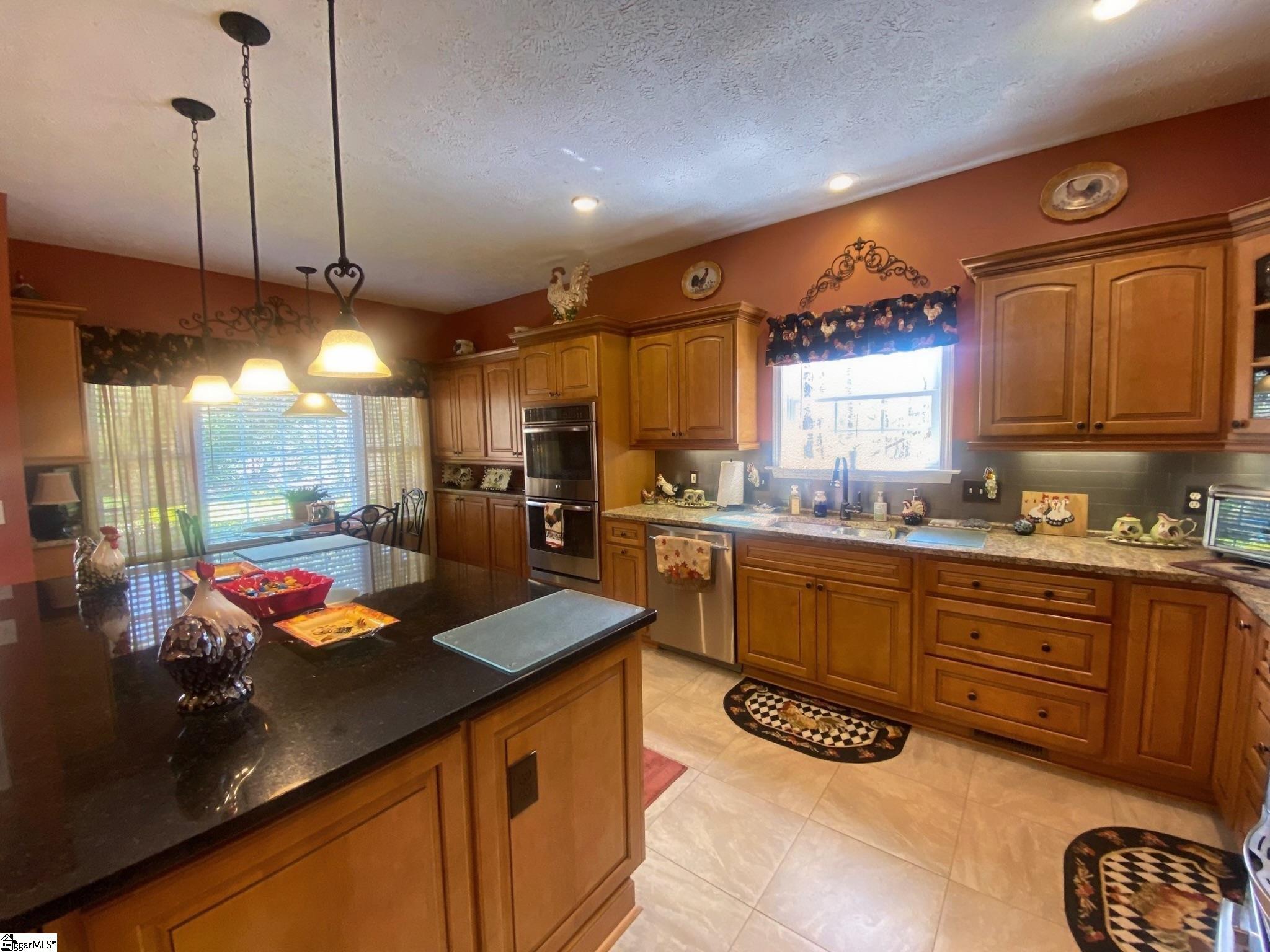Seneca, South Carolina, 29672, United States, 4 Bedrooms Bedrooms, ,3 BathroomsBathrooms,Residential,For Sale,1927213