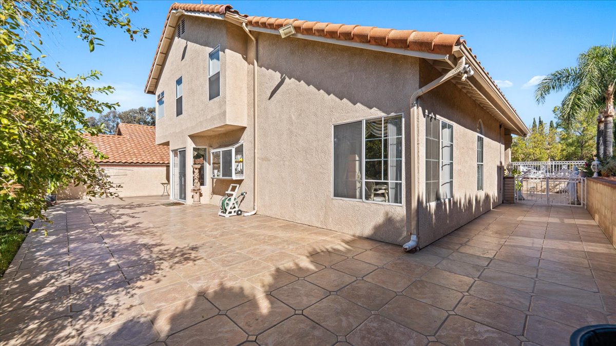 Corona, California, 92881, United States, 5 Bedrooms Bedrooms, ,3 BathroomsBathrooms,Residential,For Sale,1983465