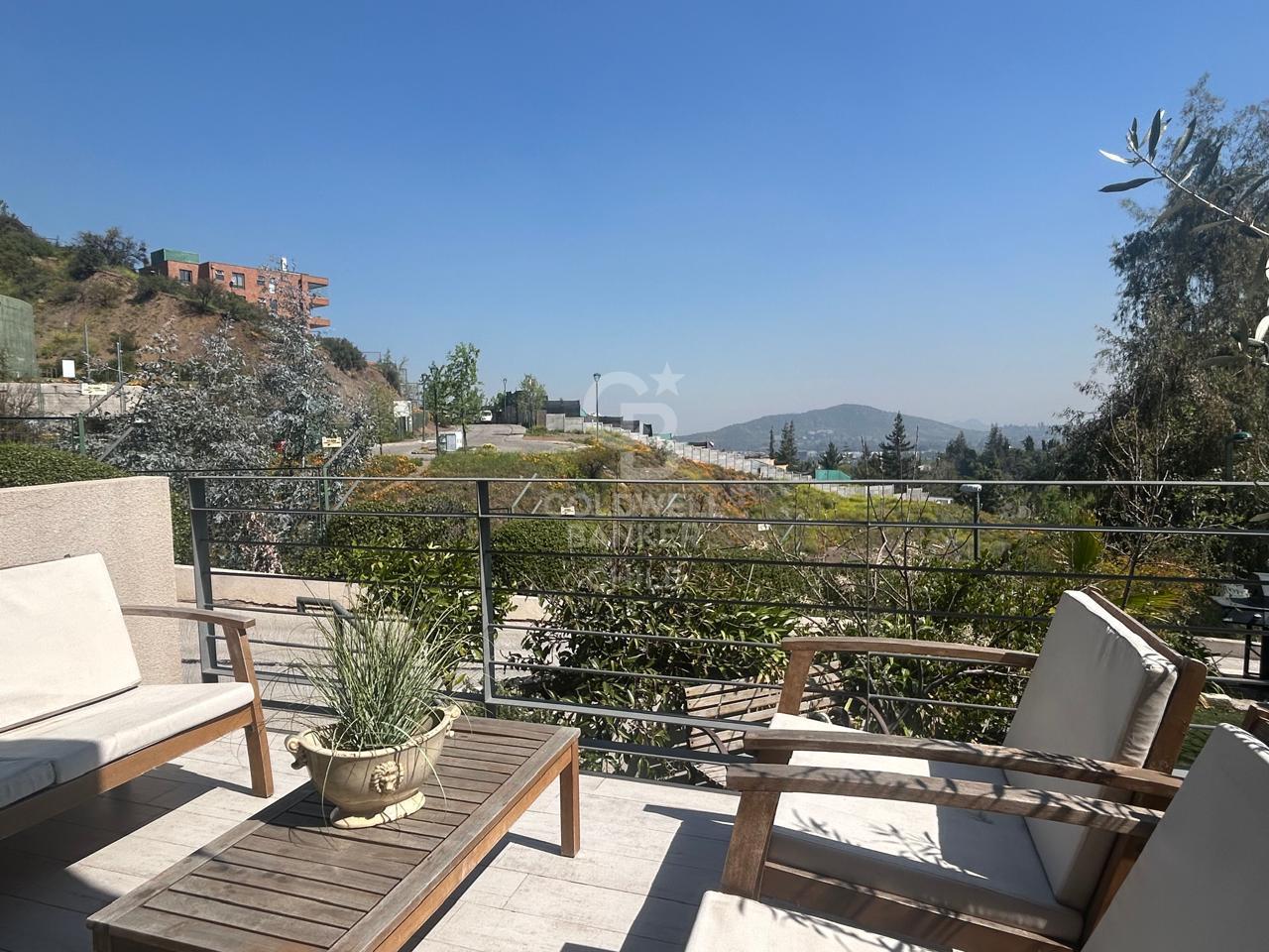 Lo Barnechea, Chile, 4 Bedrooms Bedrooms, ,5 BathroomsBathrooms,Residential,For Sale,1956171